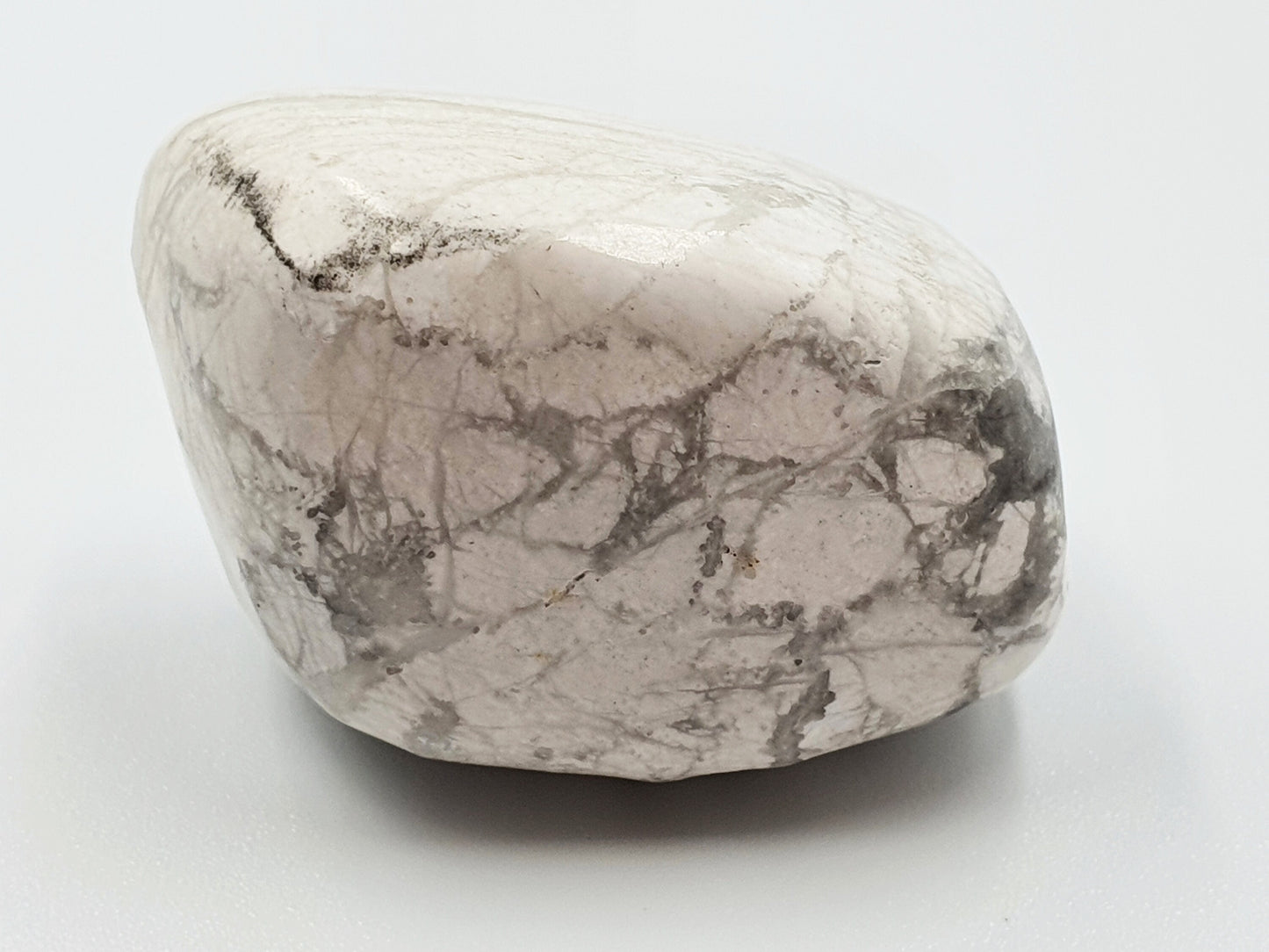 White Howlite Crystal Tumbles - 3 to 4cm approx