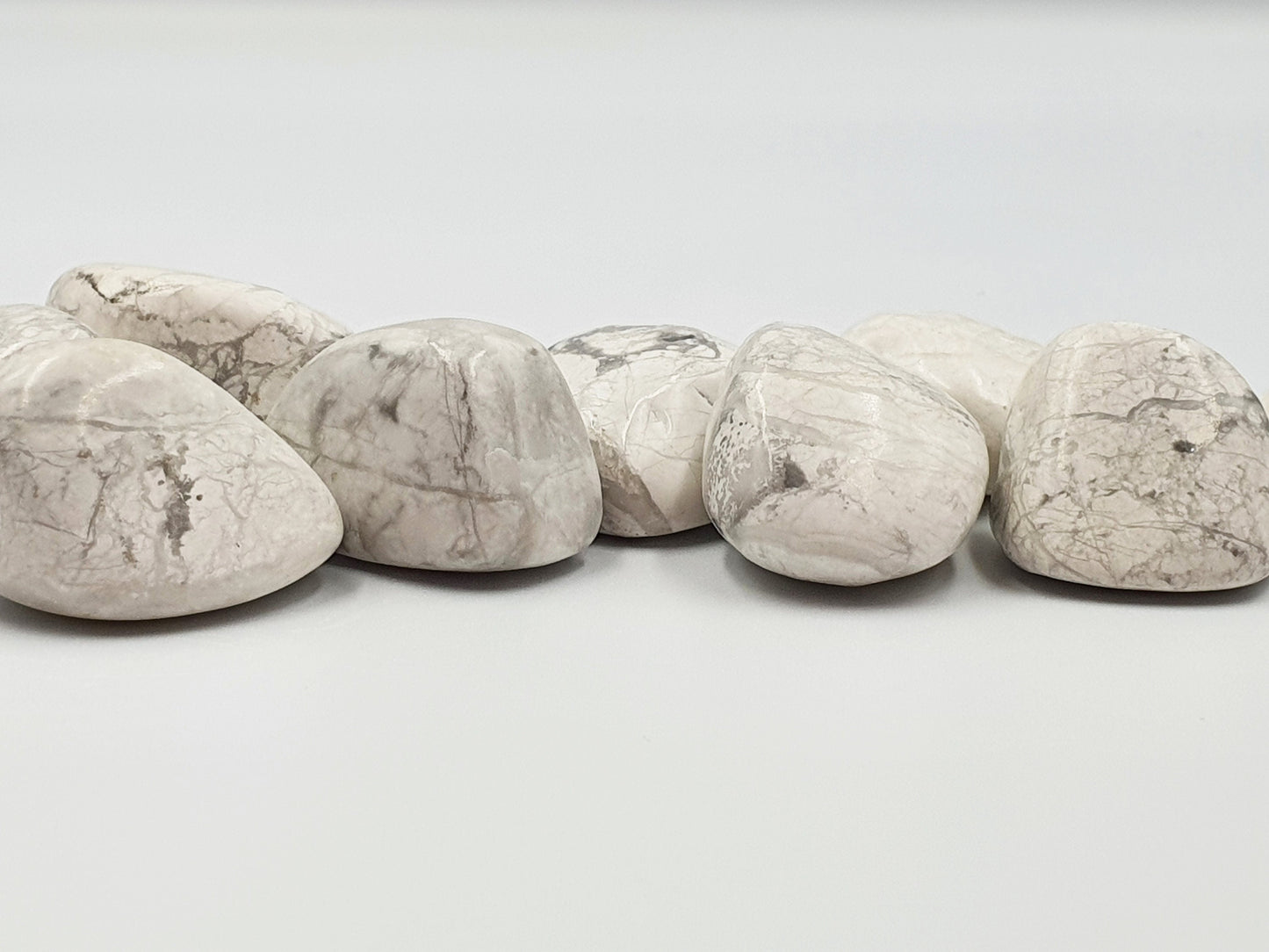 White Howlite Crystal Tumbles - 3 to 4cm approx