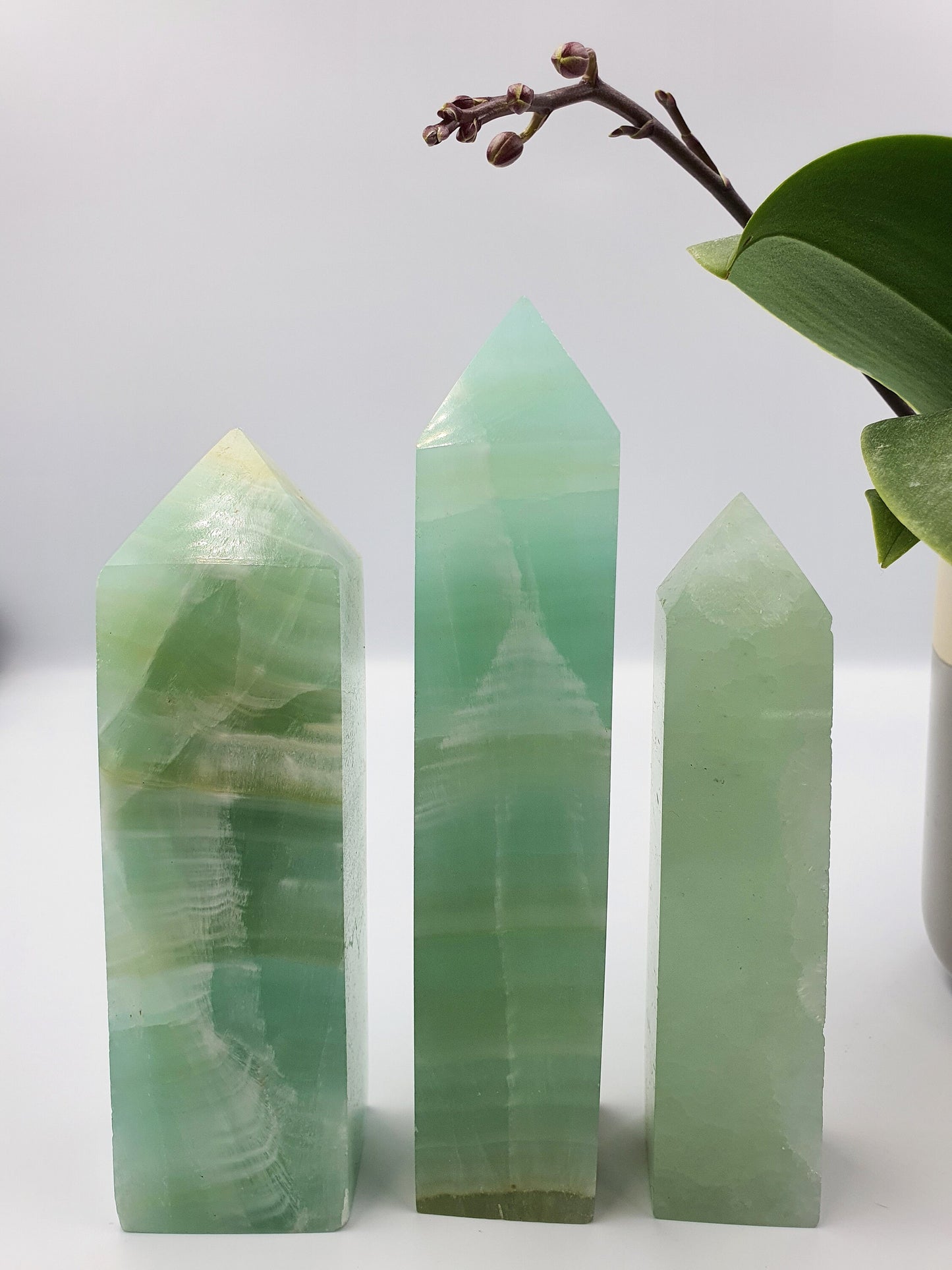 Caribbean Calcite Tower (Large) - 248g - 468g