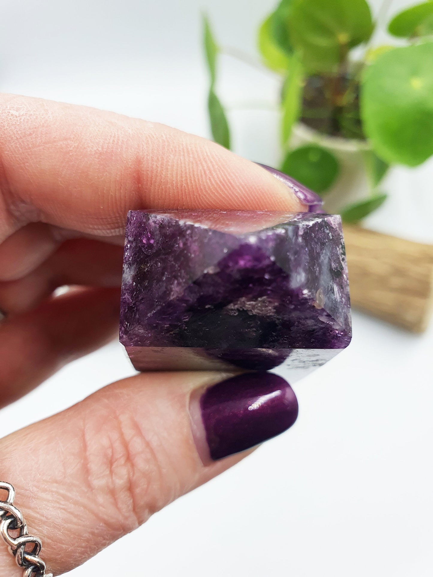 Flashy Purple Mica Point