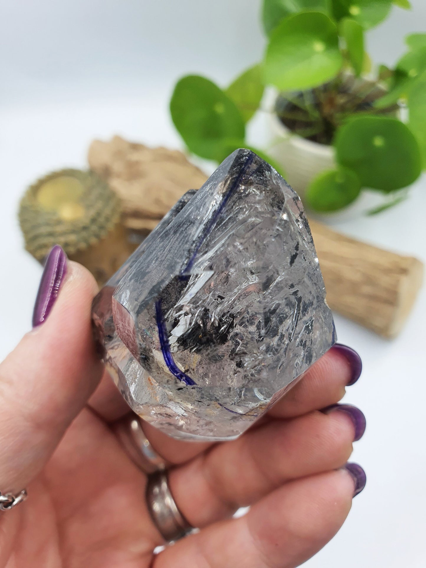 A Grade Herkimer Diamond Enhydro with moving bubble
