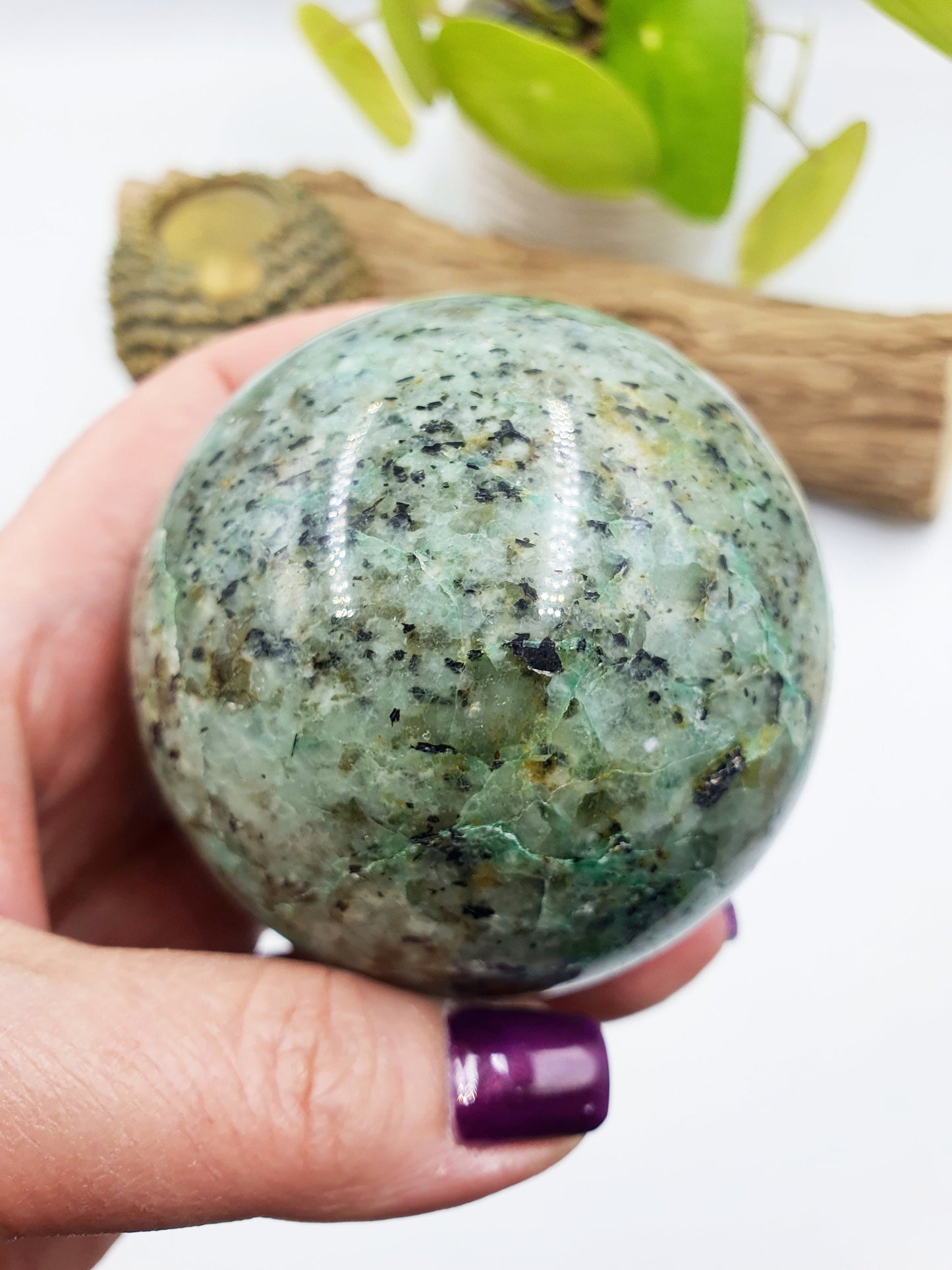 Large Quantum Quattro Sphere
