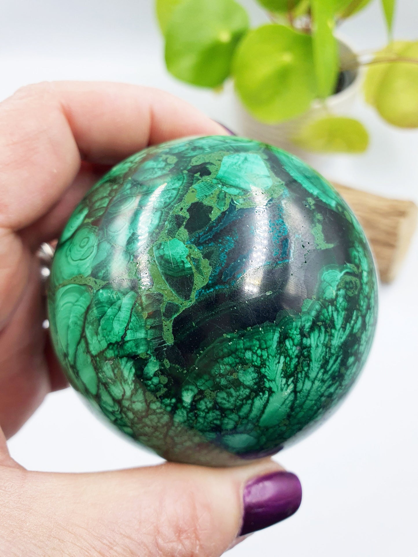 Malachite Sphere with feather patterns