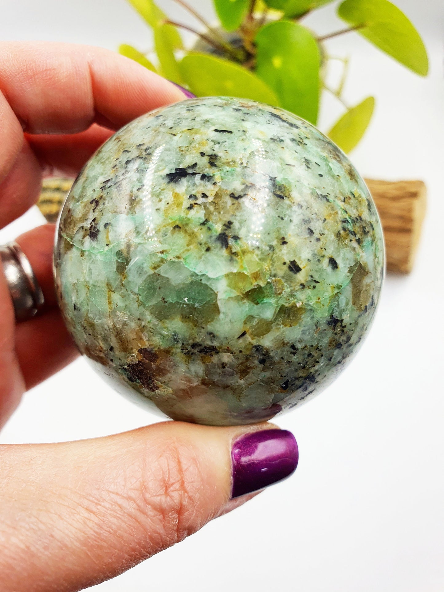 Large Quantum Quattro Sphere