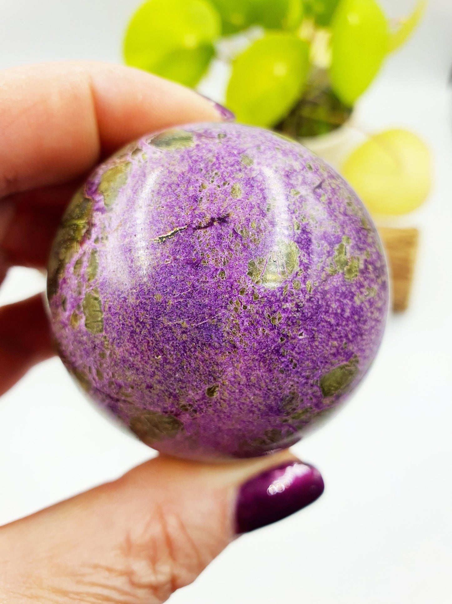 Stichtite Sphere