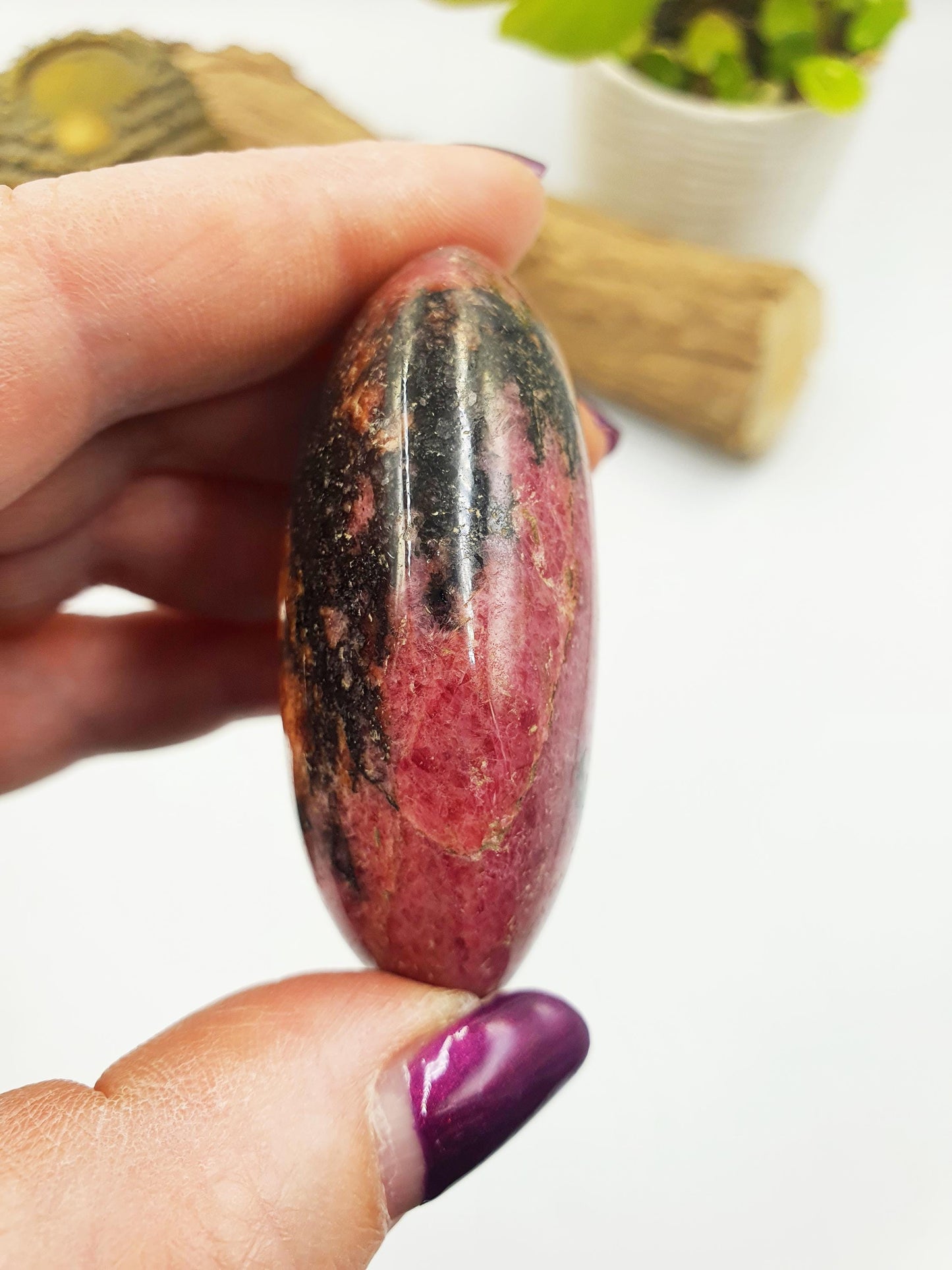 Rhodonite Palmstone