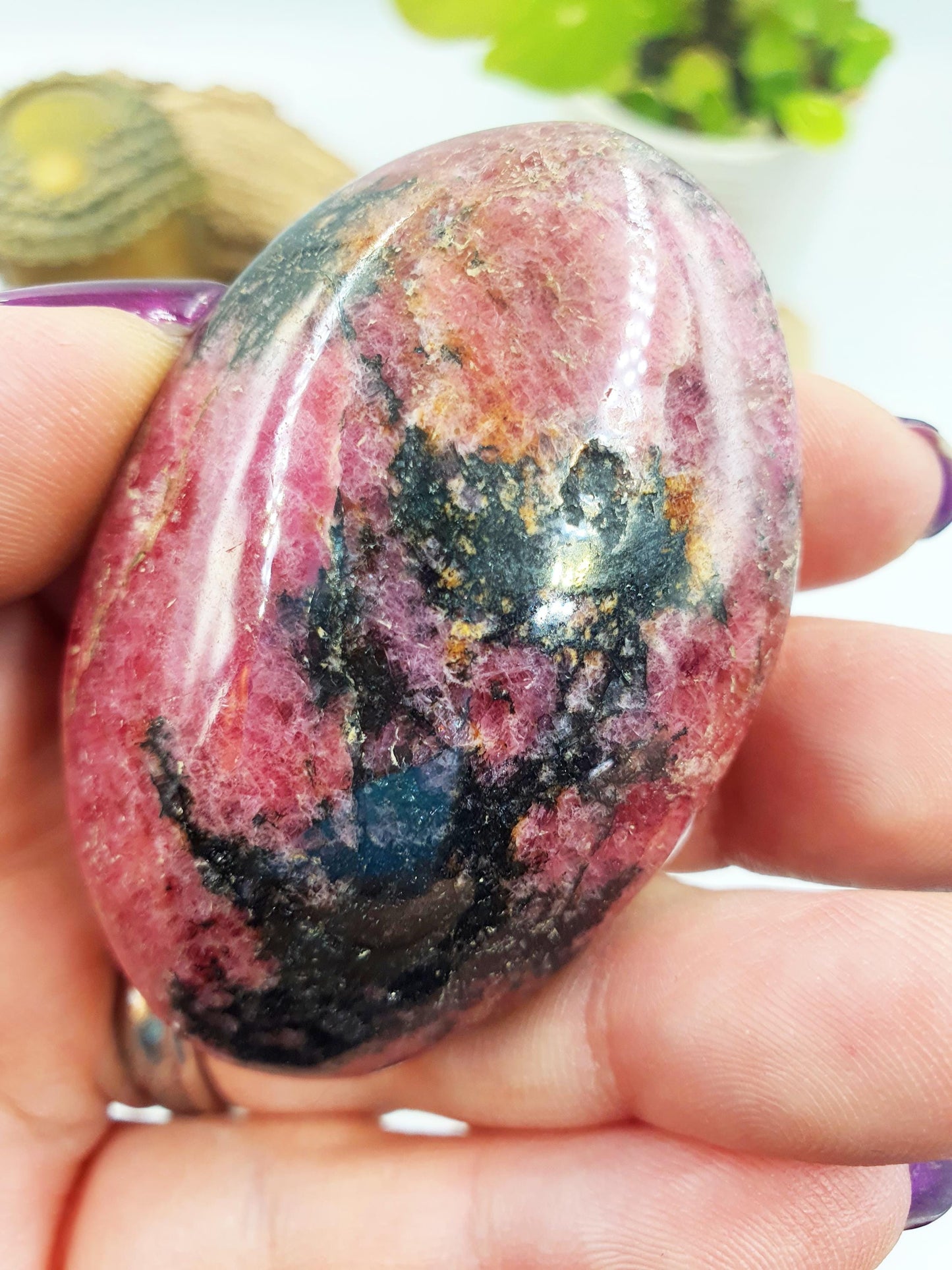 Rhodonite Palmstone