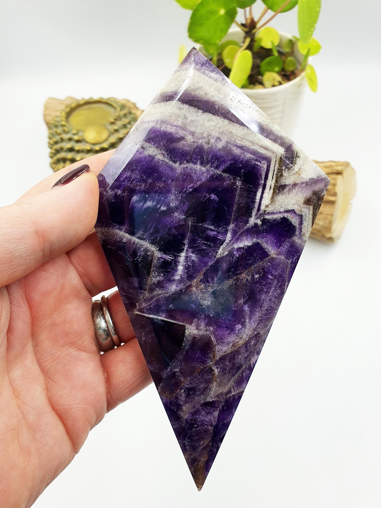 Amazing Dream Amethyst Rhombus