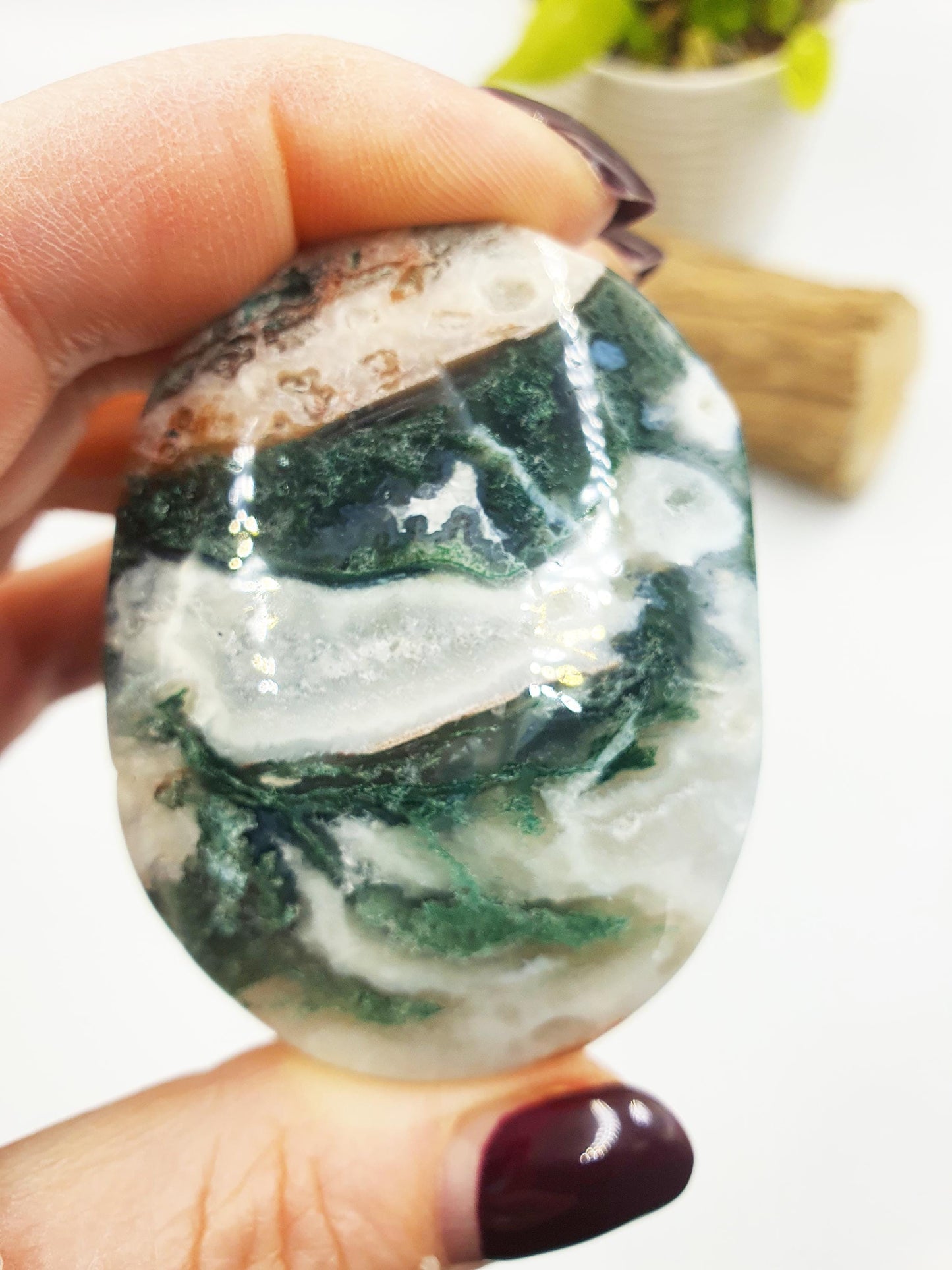 Drusy Moss Agate Palm