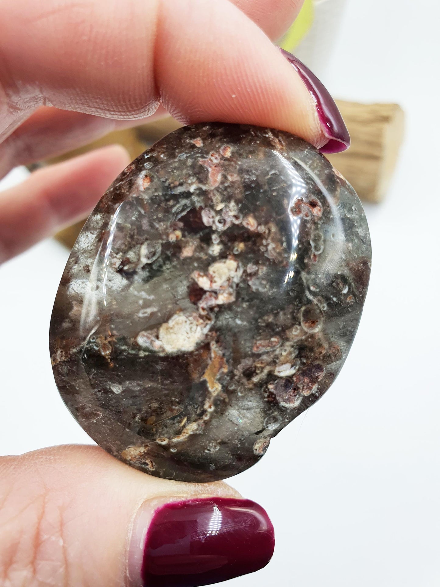 Garden Quartz Palm/Lodolite Quartz Palm Stone