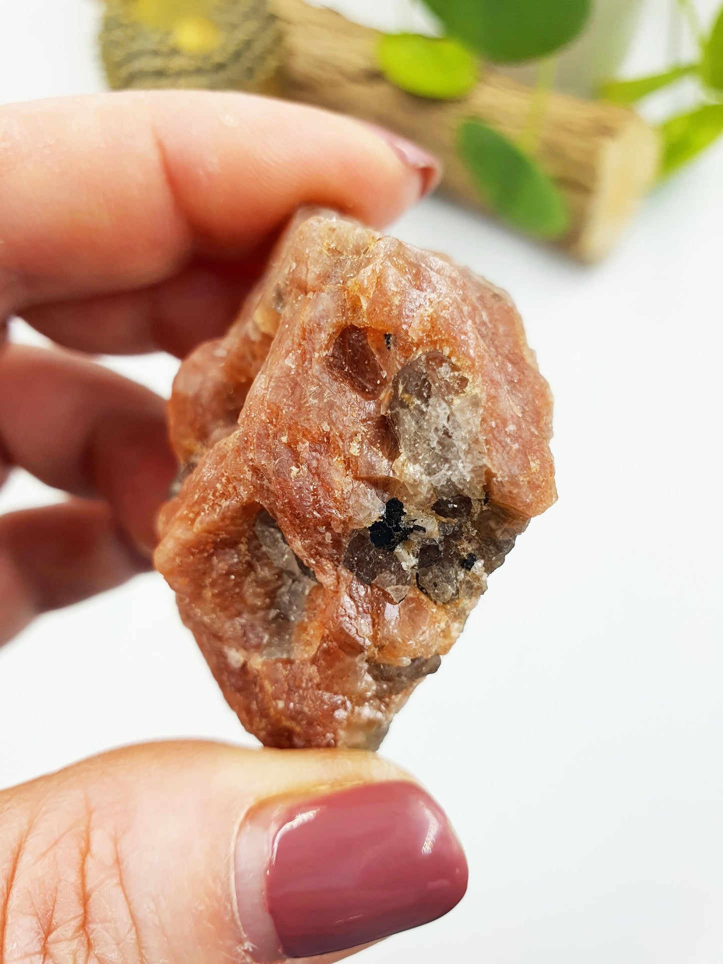 Flashy Raw Sunstone