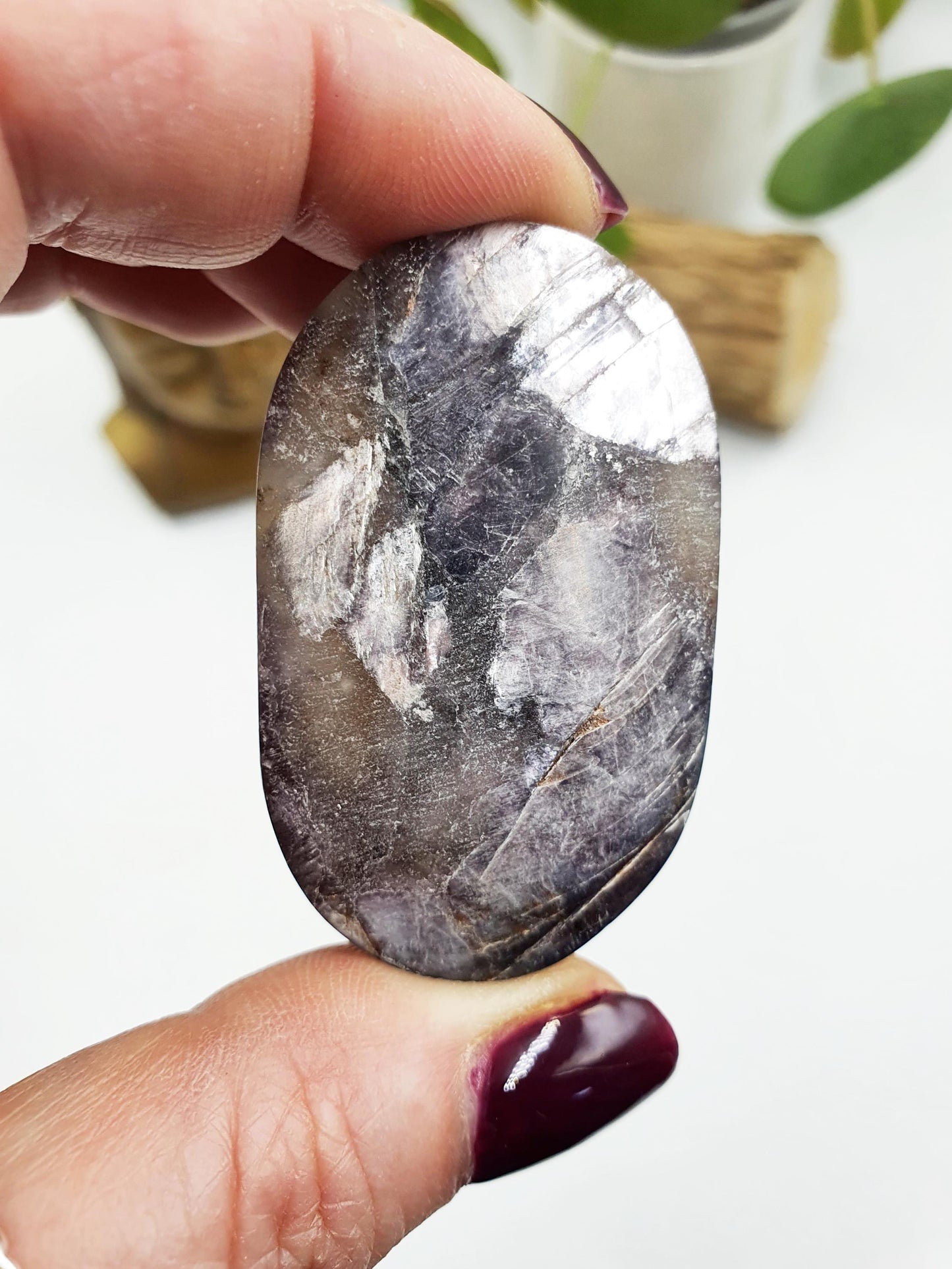 Purple Mica Palm / Purple Mica Palm Stone / Lepidolite Palm / Pocket Crystal / Meditation Palm - 40g