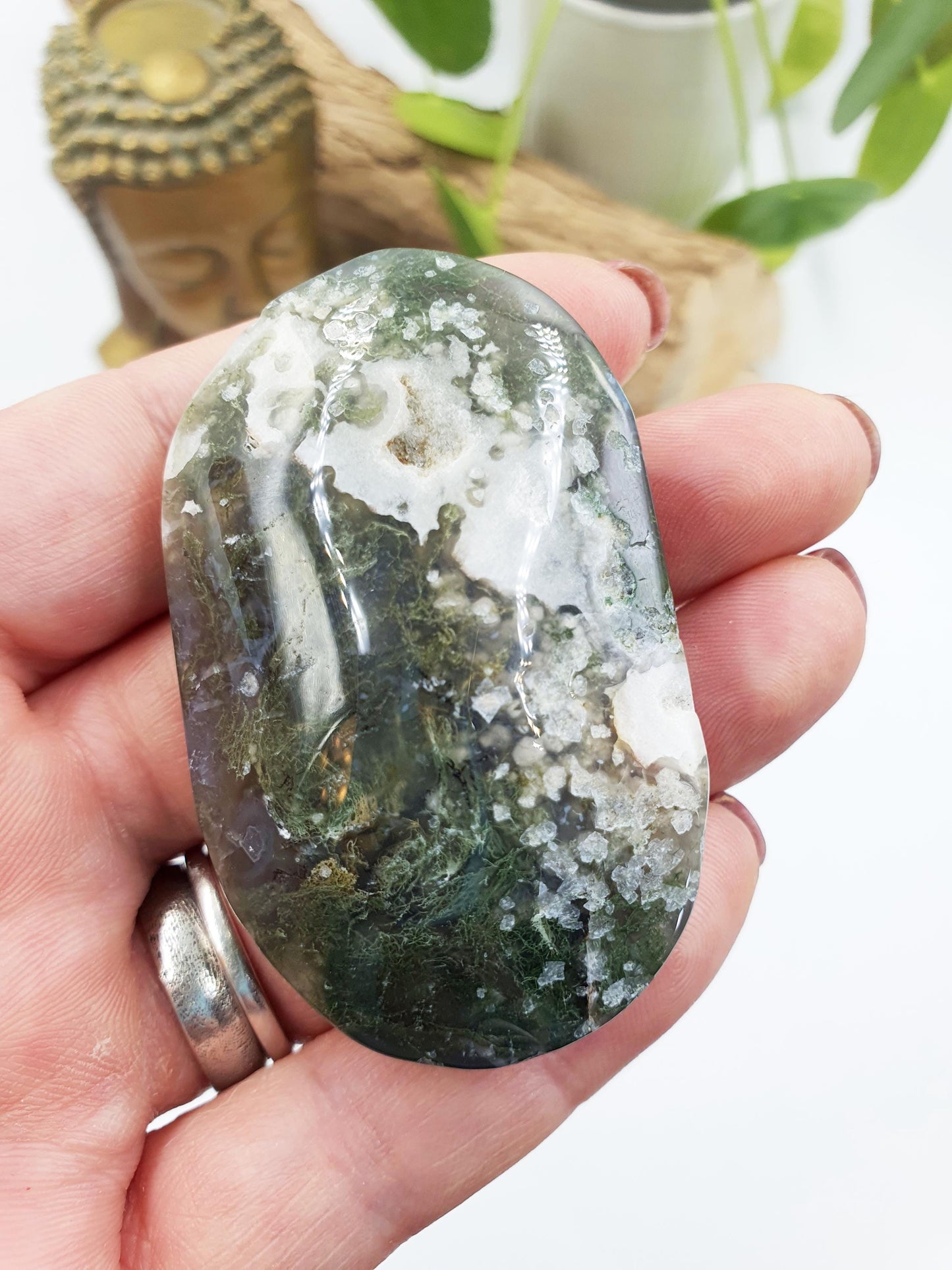 Drusy Moss Agate Palm