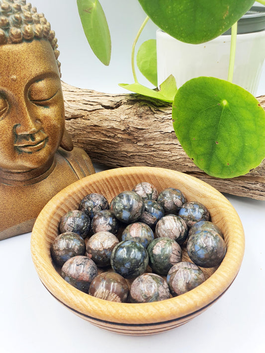 Que Sera Mini Sphere