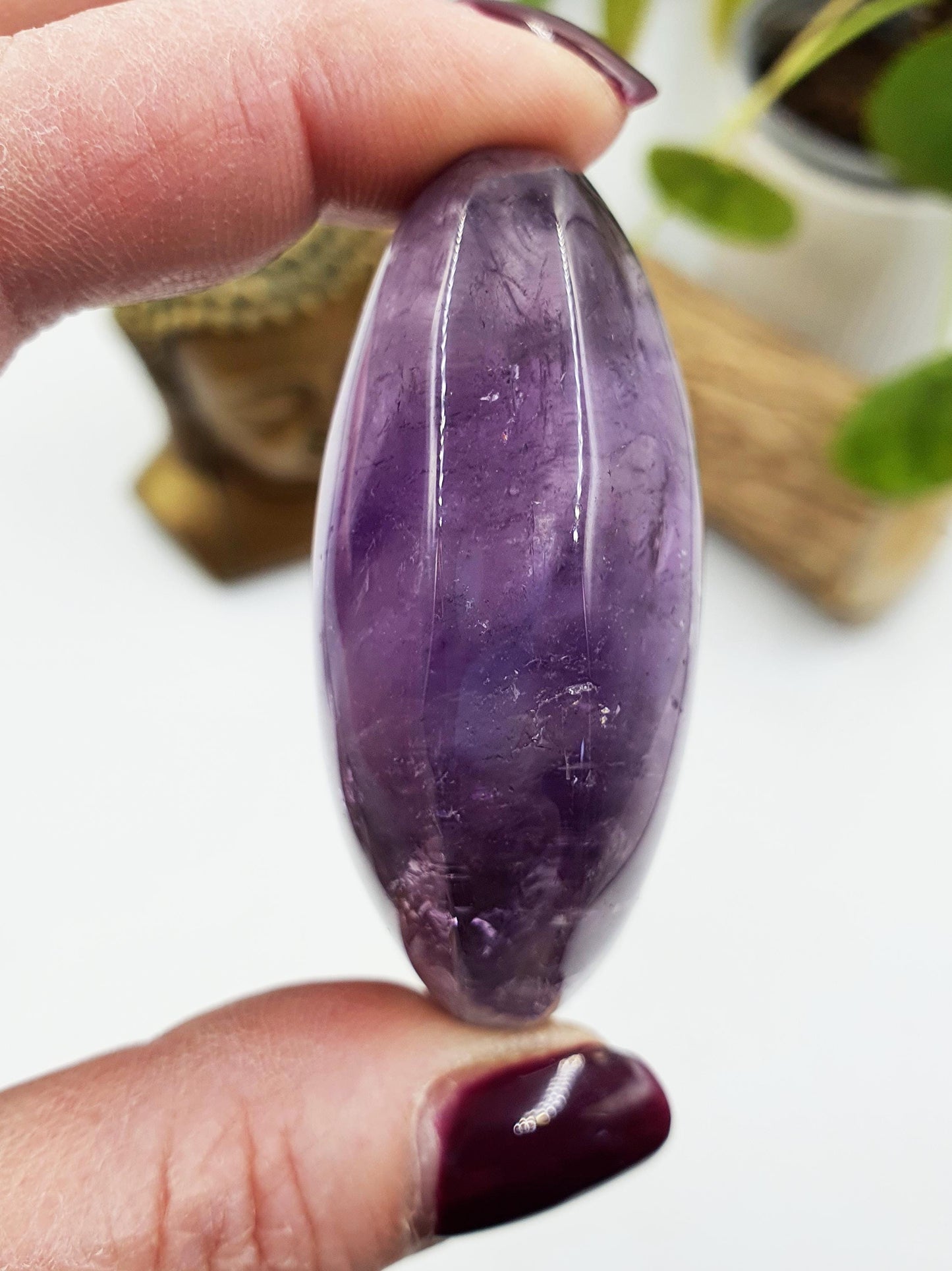 Sparkly Light Amethyst Palm with rainbow flashes