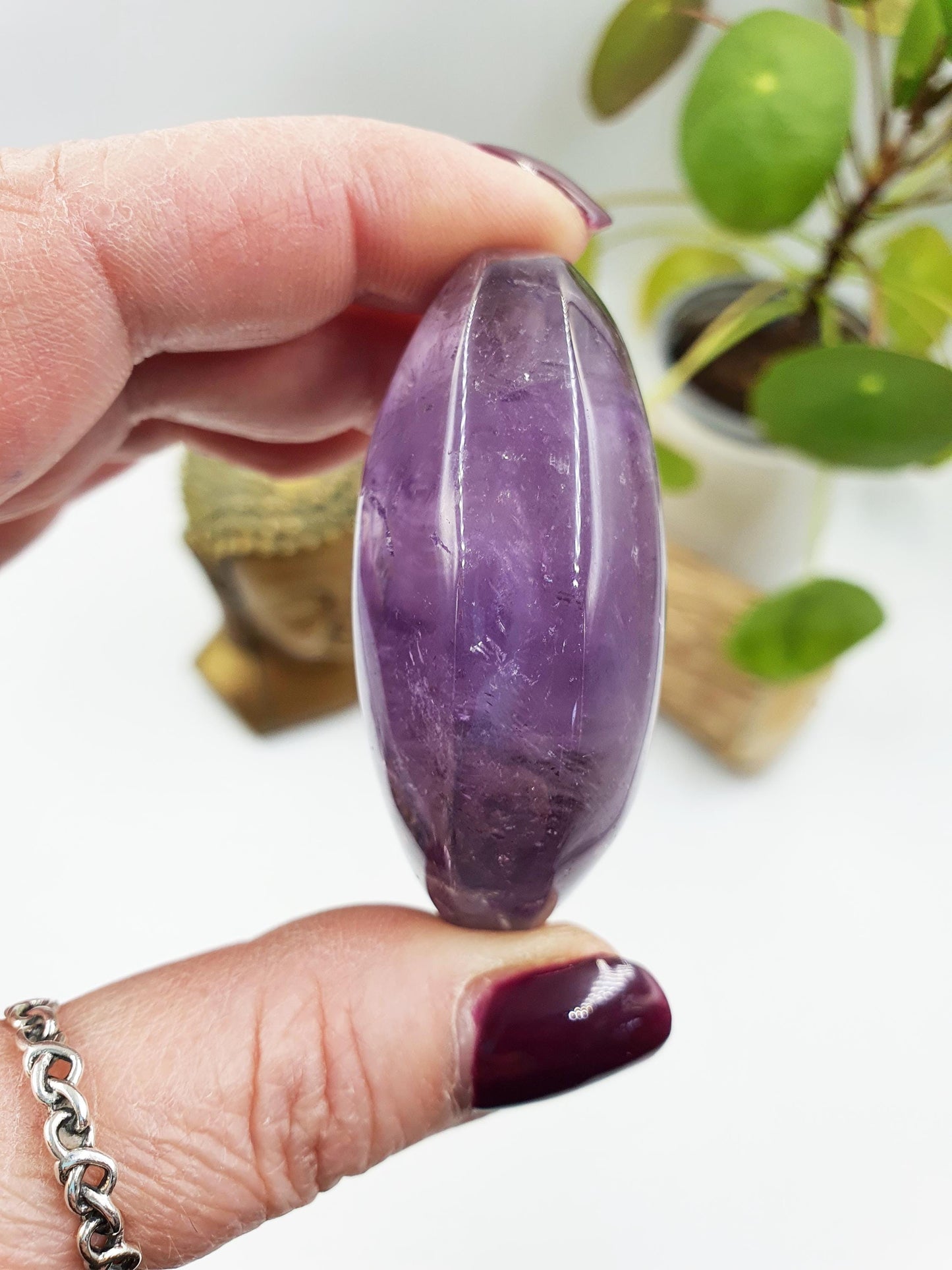 Sparkly Light Amethyst Palm with rainbow flashes