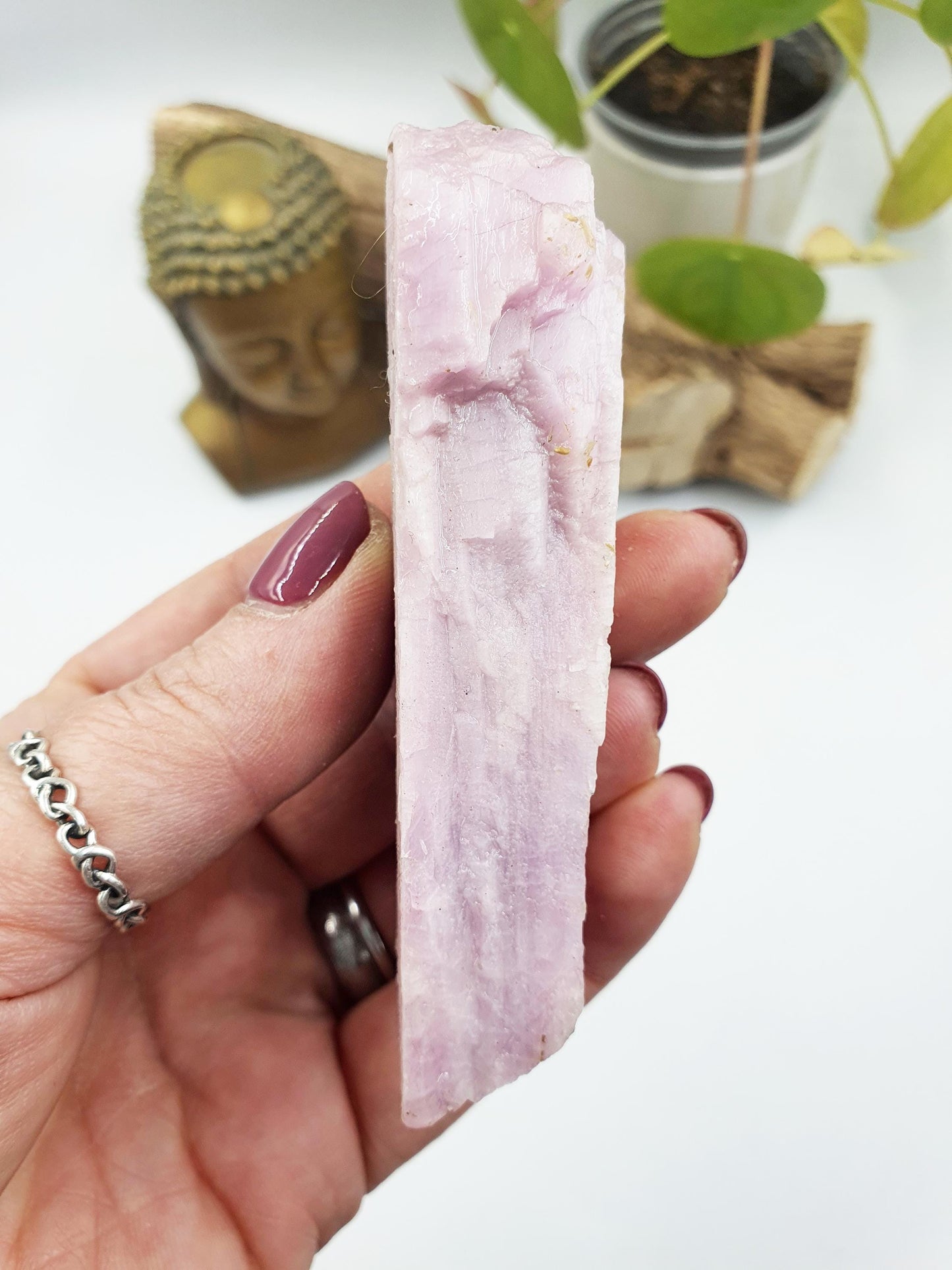 Flashy Raw Kunzite / Natural Kunzite / Kunzite Specimen / Kunzite Chunk / Raw Crystal - 120g