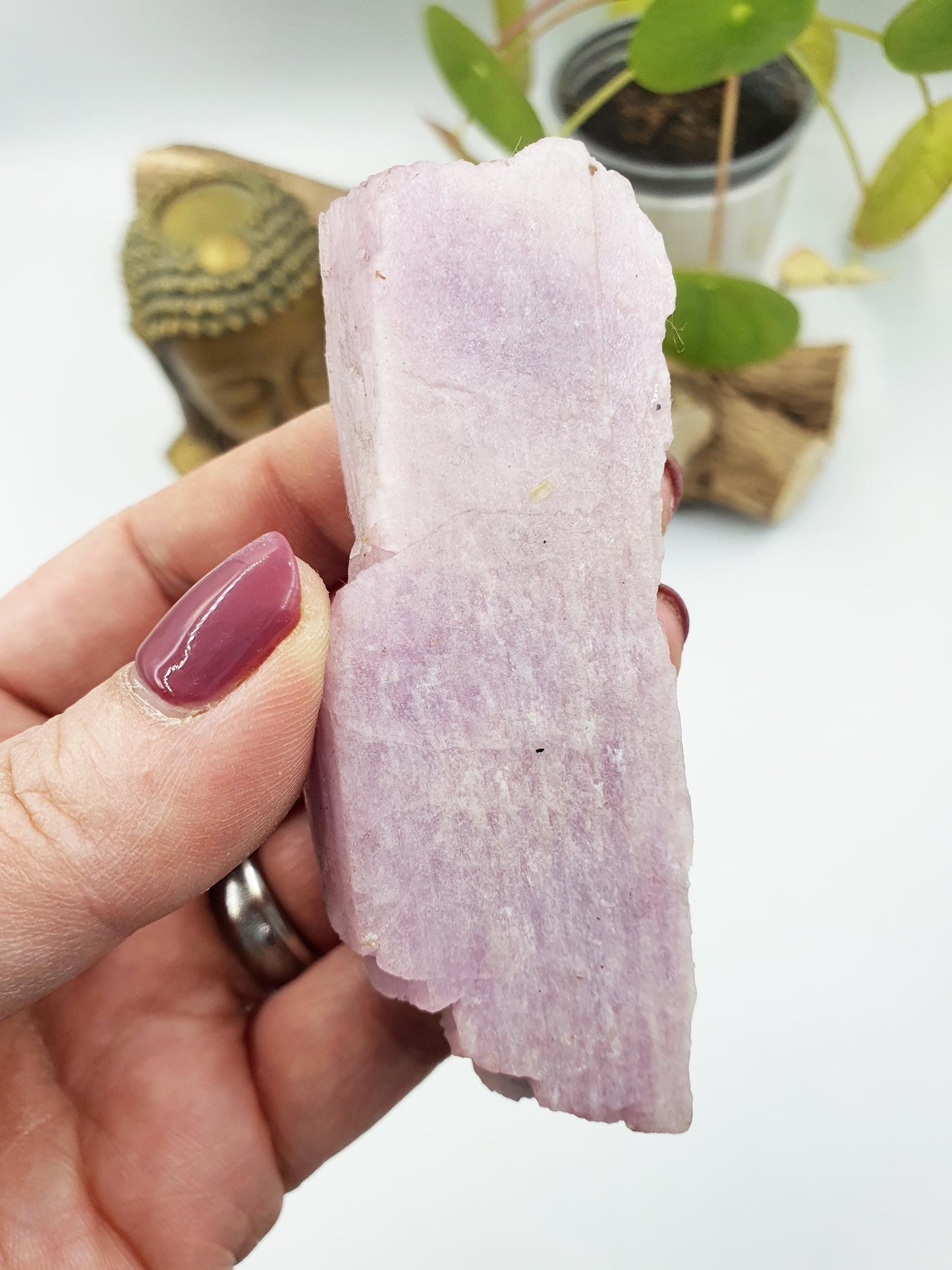 Flashy Raw Kunzite / Natural Kunzite / Kunzite Specimen / Kunzite Chunk / Raw Crystal - 120g