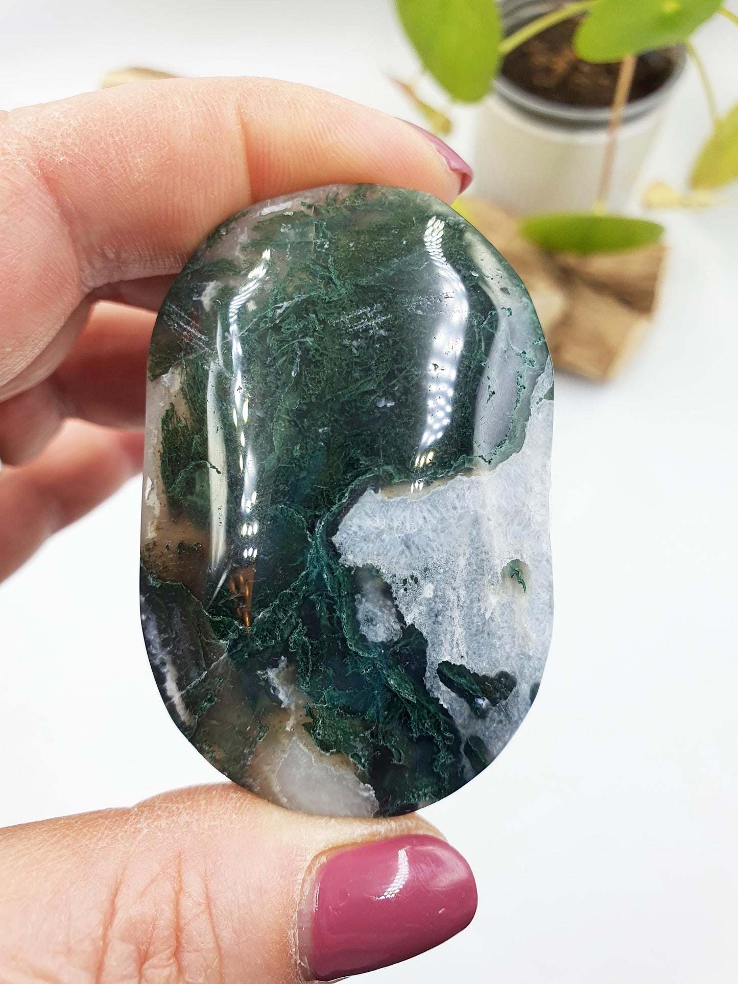 Druzy Moss Agate Palm / Moss Agate Palm Stone / Meditation Palm / Meditation Palm / Reiki Crystsl Palm - 90g