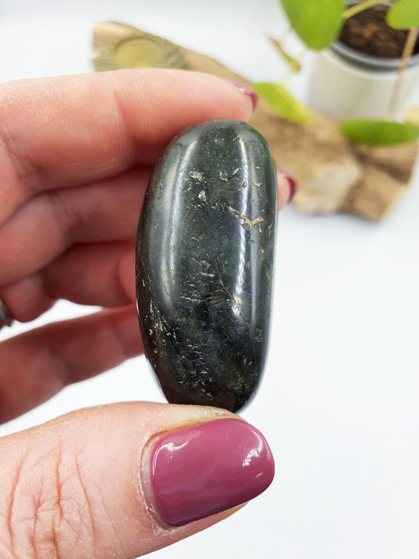 Beautiful Flashy Labradorite Crystal Palm / Labradorite Palm Stone / Meditation Palm / Reiki Crystal Palm - 50g
