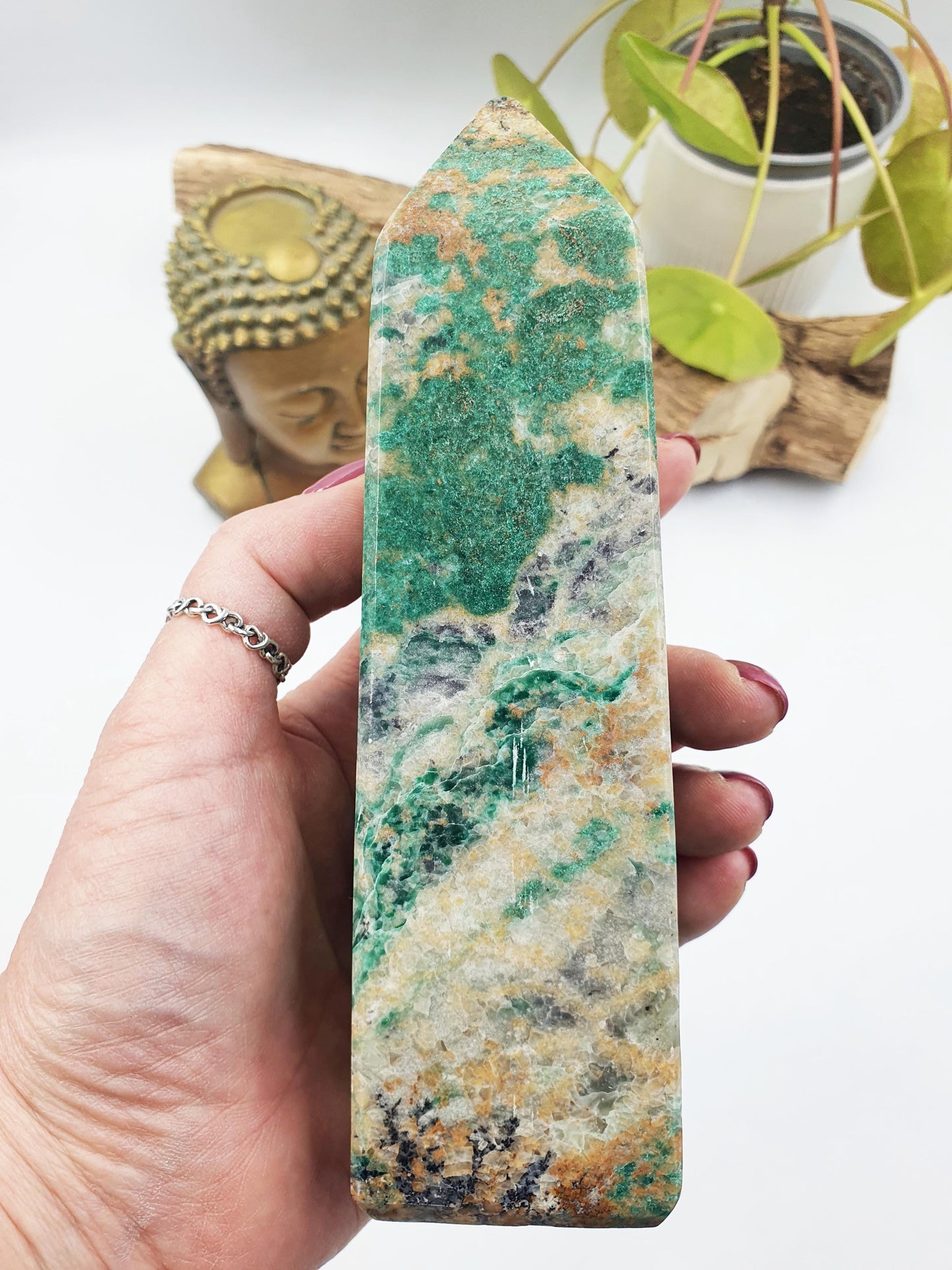 Large Green Aventurine Tower / Green Aventurine Obelisk / Green Aventurine Point / Healing Tower - 755g