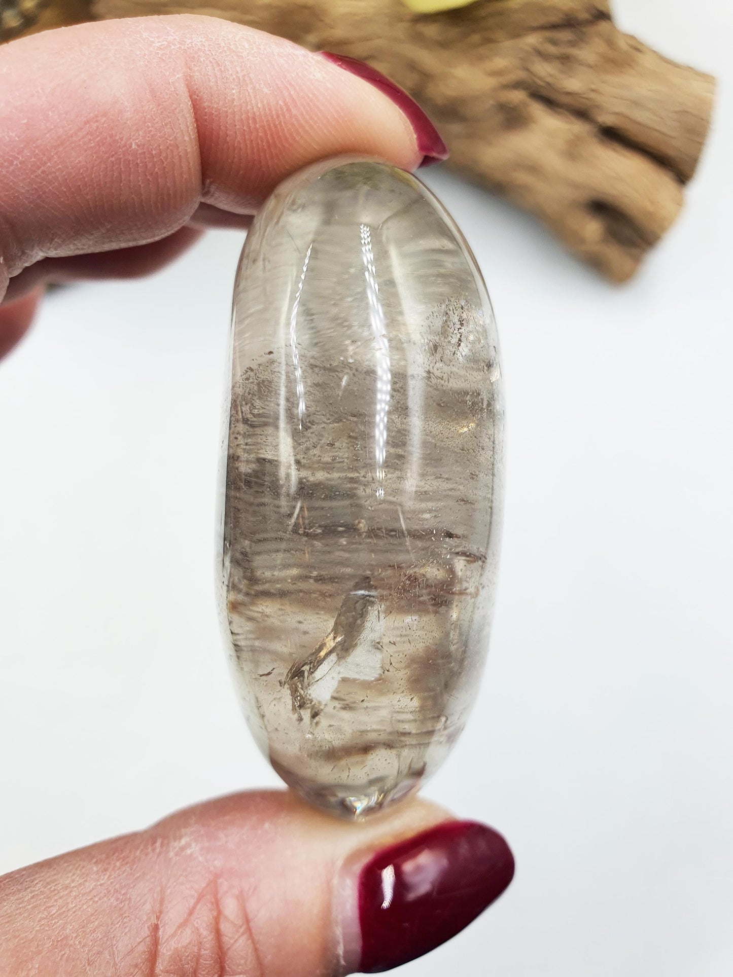 Light Smoky Quartz Palm with Golden Healer inclusions and lots of Rainbows / Smoky Quartz Palm Stone / Meditation / Reiki Crystal - 110g