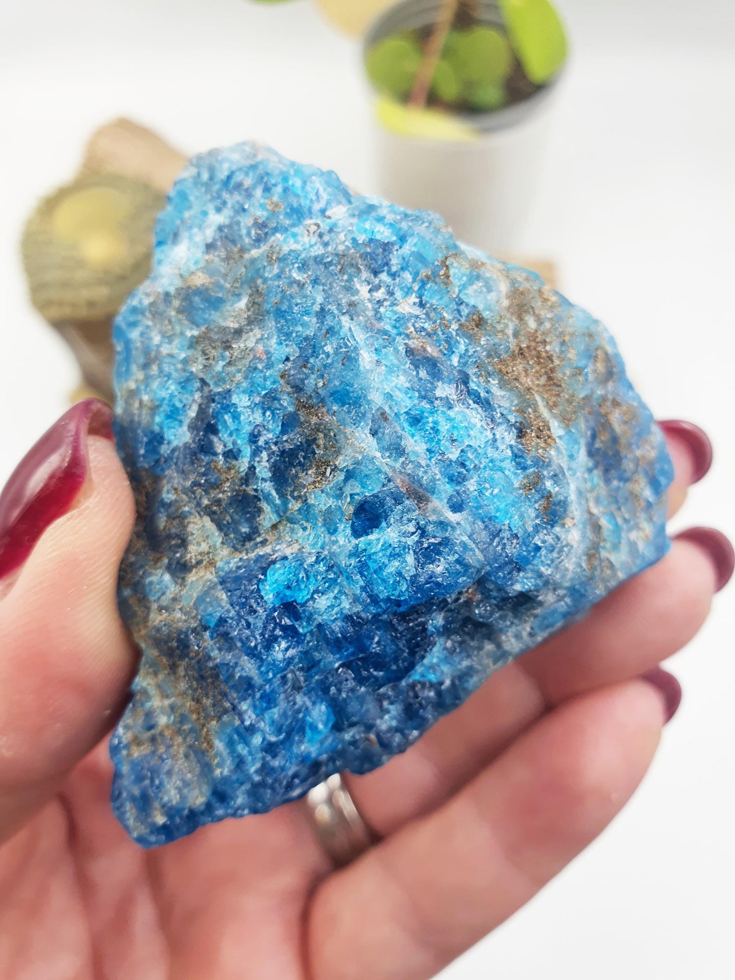 Flashy Raw Blue Apatite / Rough Blue Apatite Specimen / Natural Blue Apatite / Raw Crystal Chunk - 135g