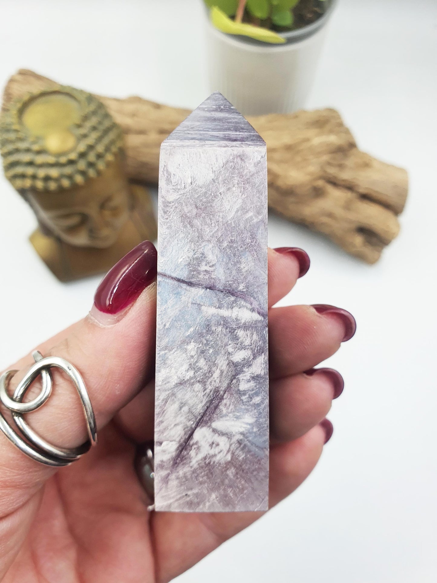 Flashy Purple Mica Point / Purple Mica Tower / Lepidolite Point / Purple Mica Obelisk / Healing Tower - 100g