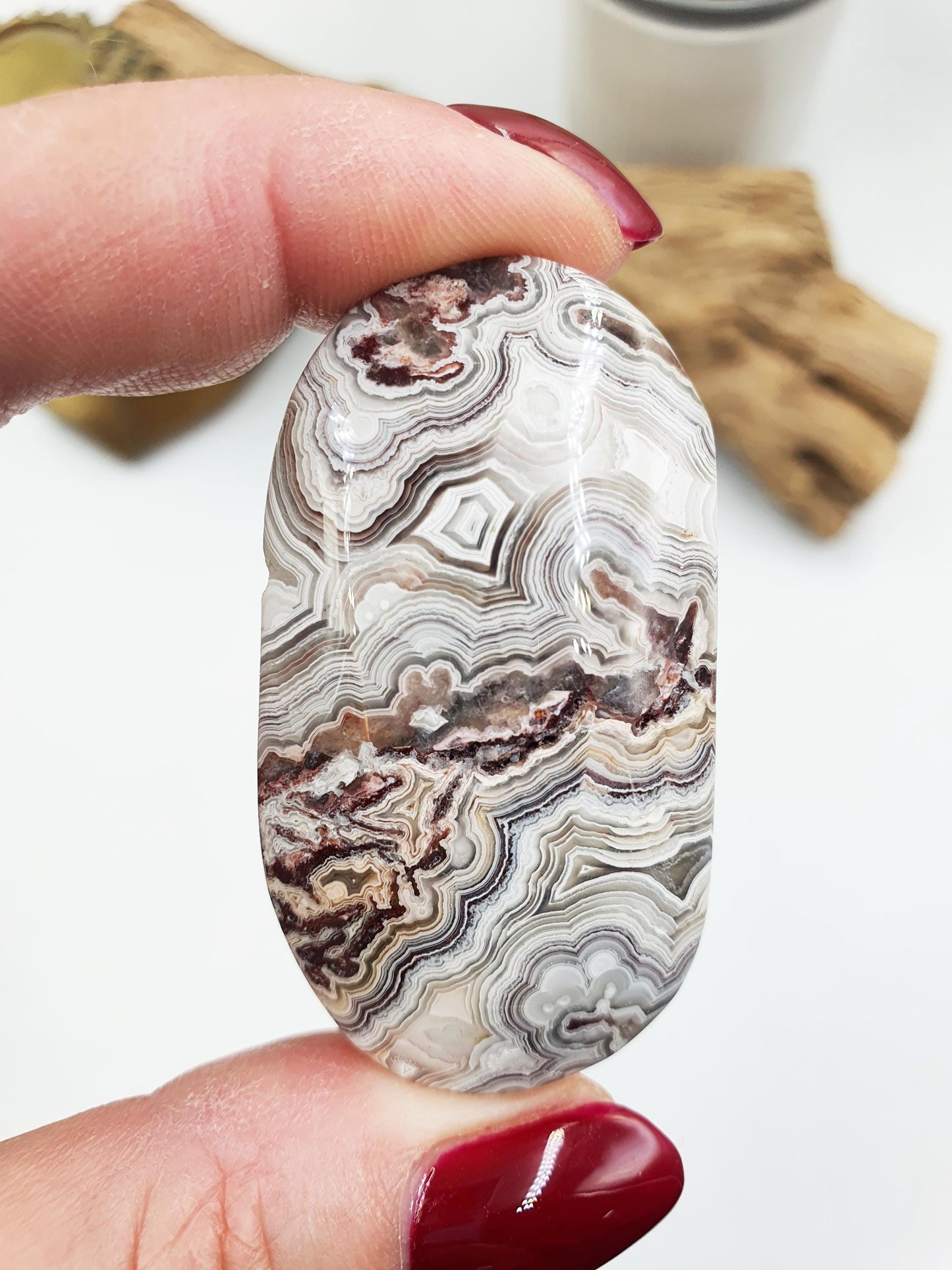 Beautiful Mexican Crazy Lace Agate Palm / Crazy Lace Agate Palm Stone / Drusy Agate Palm / Meditation Palm - 35g