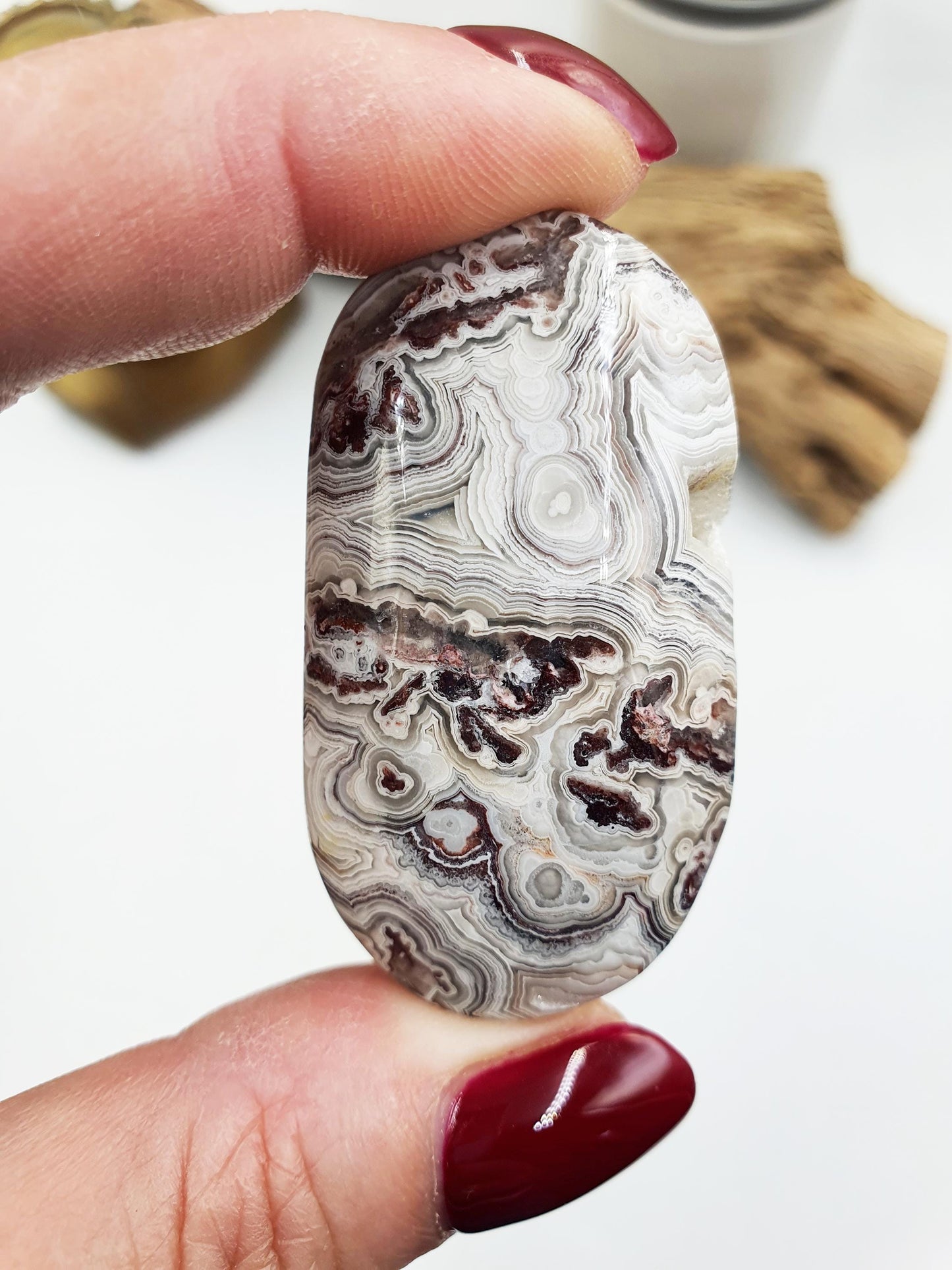 Beautiful Mexican Crazy Lace Agate Palm / Crazy Lace Agate Palm Stone / Drusy Agate Palm / Meditation Palm - 35g