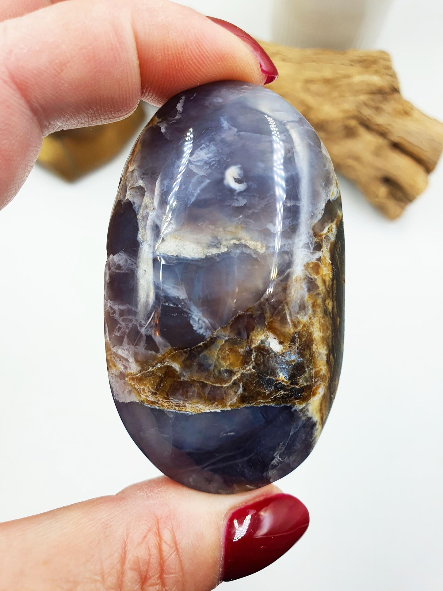 Beautiful Petrified Wood Palm / Petrified Wood Palm Stone / Meditation Palm / Reiki Crystal Palm - 95g