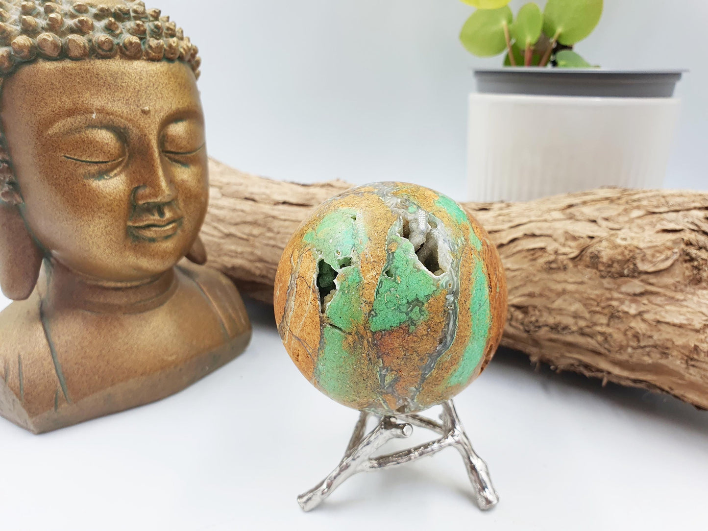 Incrrdible Prehnite and Agate Sphere / Prehnite Crystal Orb / Prehnite and Agate Crystal Ball - 300g