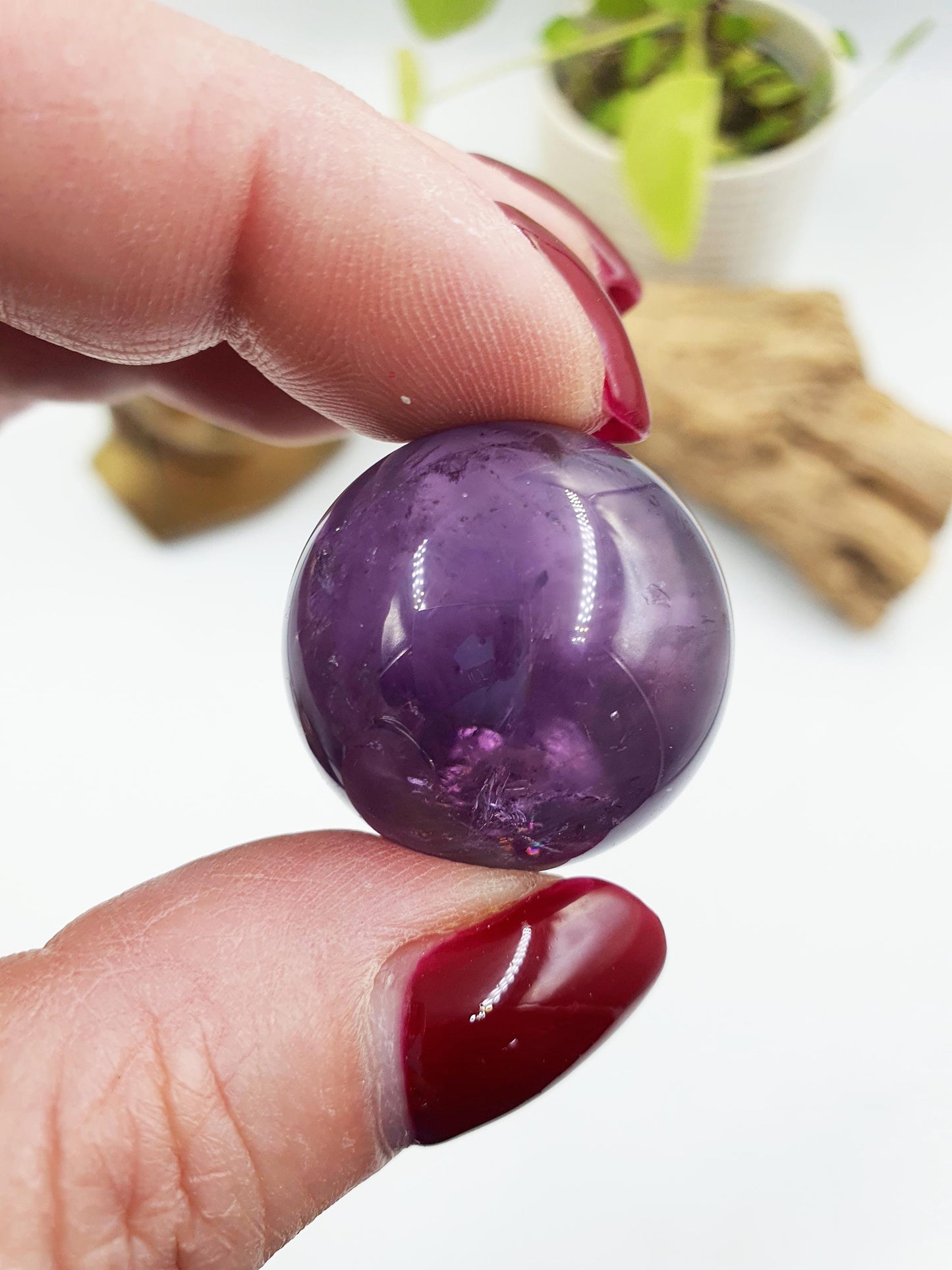 Beautiful Little Sparkly Amethyst Sphere / Amethyst Orb with rainbow / Amethyst Crystal Ball- 27mm