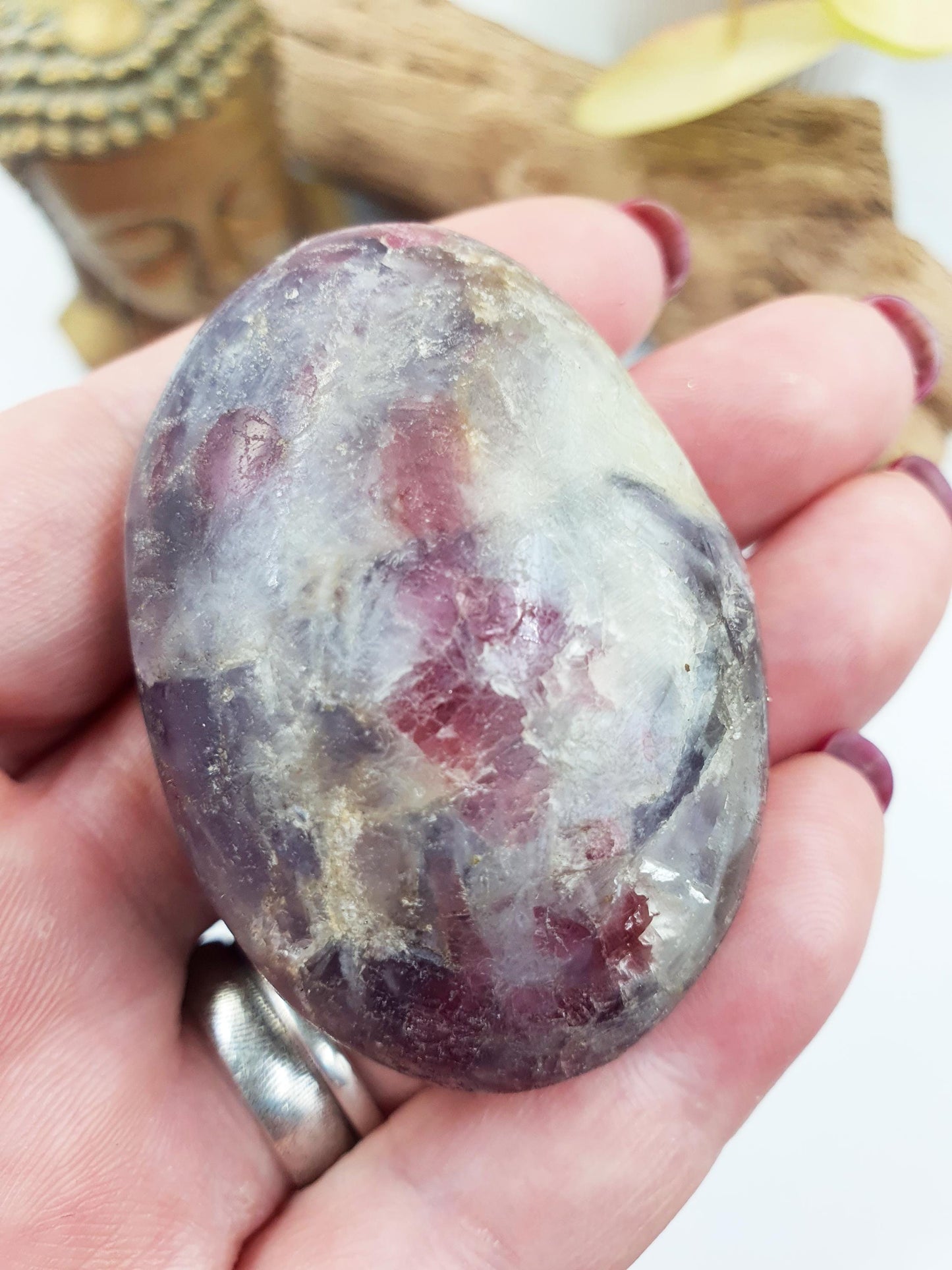 Beautiful Unicorn Stone Palm / Unicorn Palm Stone / Pegmatite Palm / Pocket Crystal / Meditation Palm - 80g