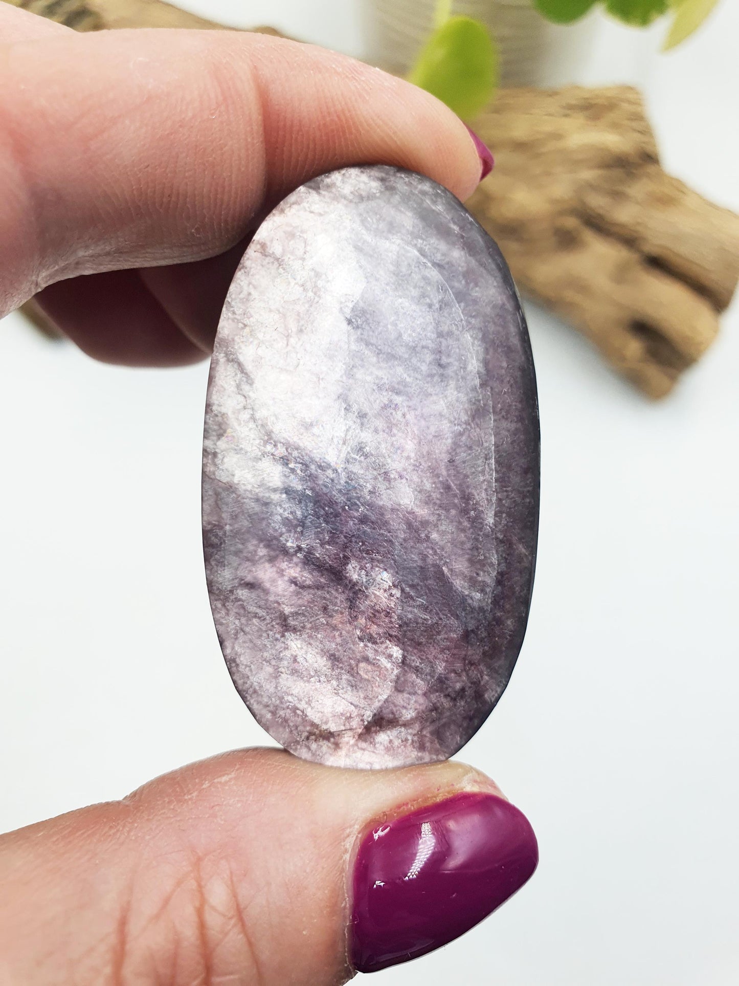 High Grade Purple Mica Palm / Purple Mica Palm Stone / Lepidolite Palm / Meditation Palm / Reiki Crystal Palm - 40g