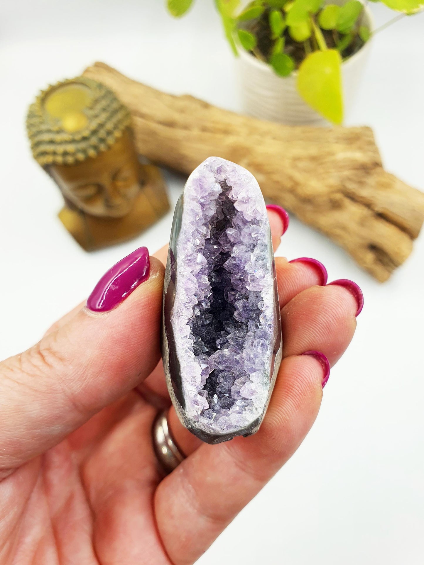 Cute Mini Amethyst Cluster Geode / Amethyst Geode / Amethyst Freeform / Raw Amethyst - 45g