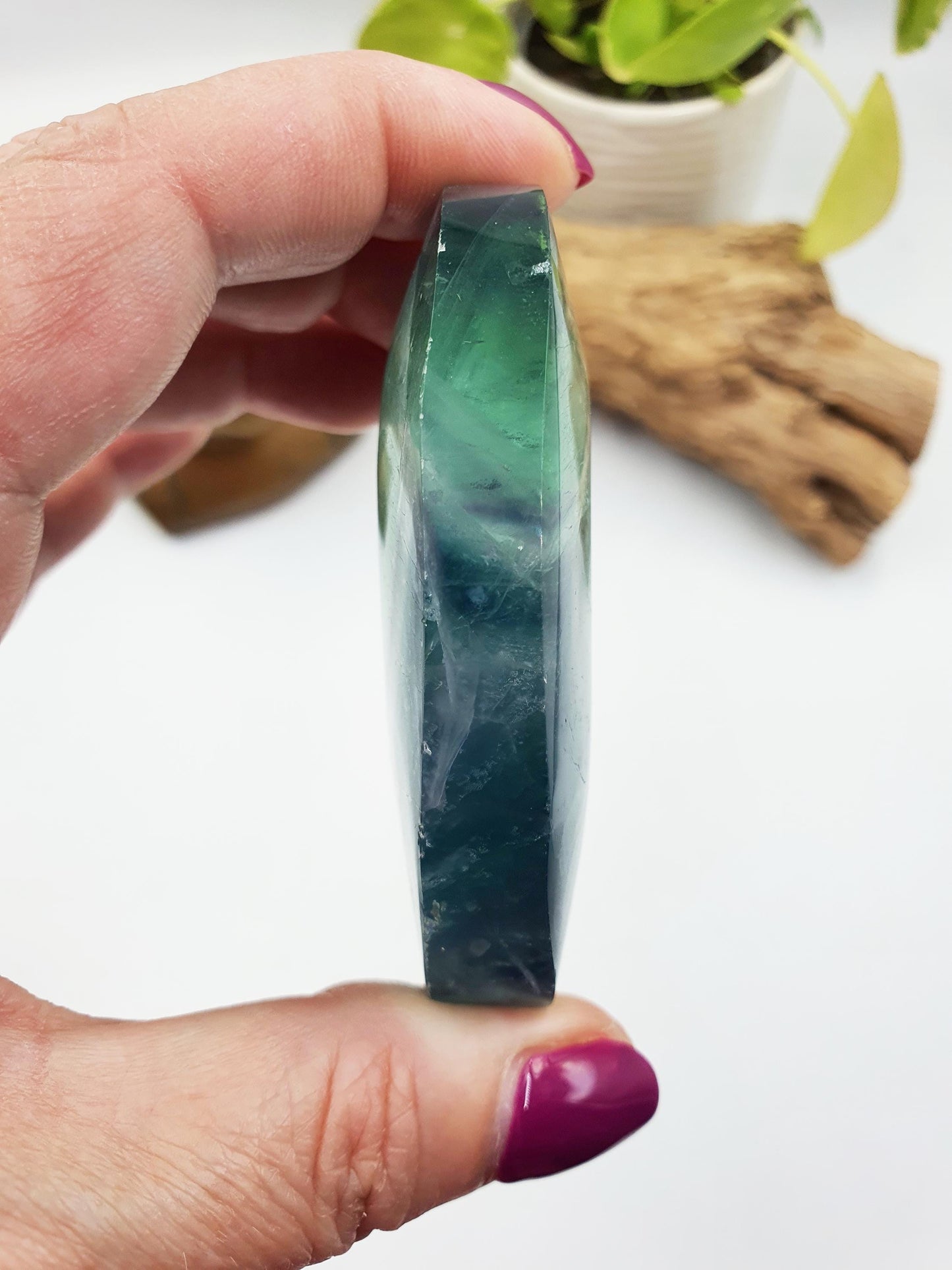 Large Flashy Fluorite Palm with rainbows / Fluorite Palm Stone / Purple and Green Fluorite Palm Stone / Meditation Palm - 135g