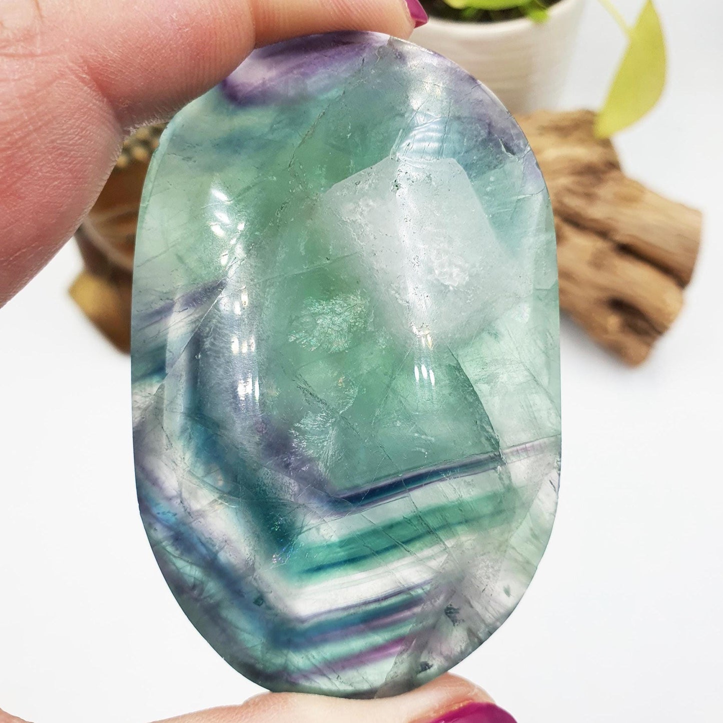 Large Flashy Fluorite Palm with rainbows / Fluorite Palm Stone / Purple and Green Fluorite Palm Stone / Meditation Palm - 135g