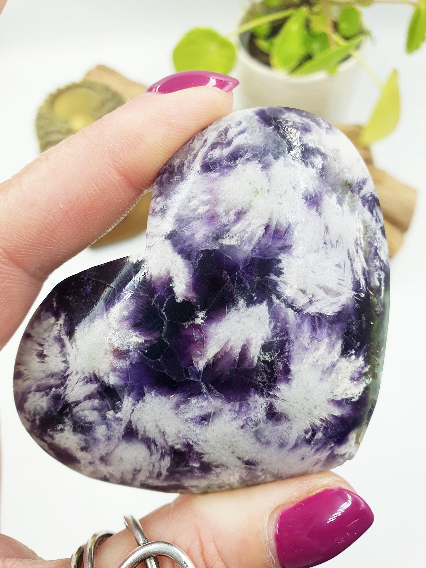 Incredible Feather Fluorite Puff Heart / Feather Fluorite Crystal Heart / Fluorite Heart / Crystal Heart - 170g