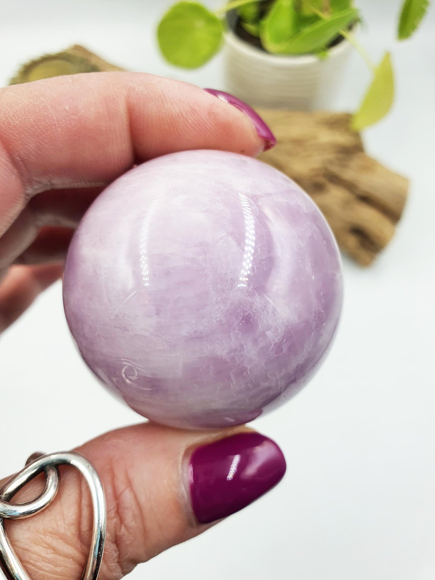 Beautiful Flashy High Grade Kunzite Sphere / Kunzite Crystal Ball / Kunzite Orb / Collectors Crystal - 45mm