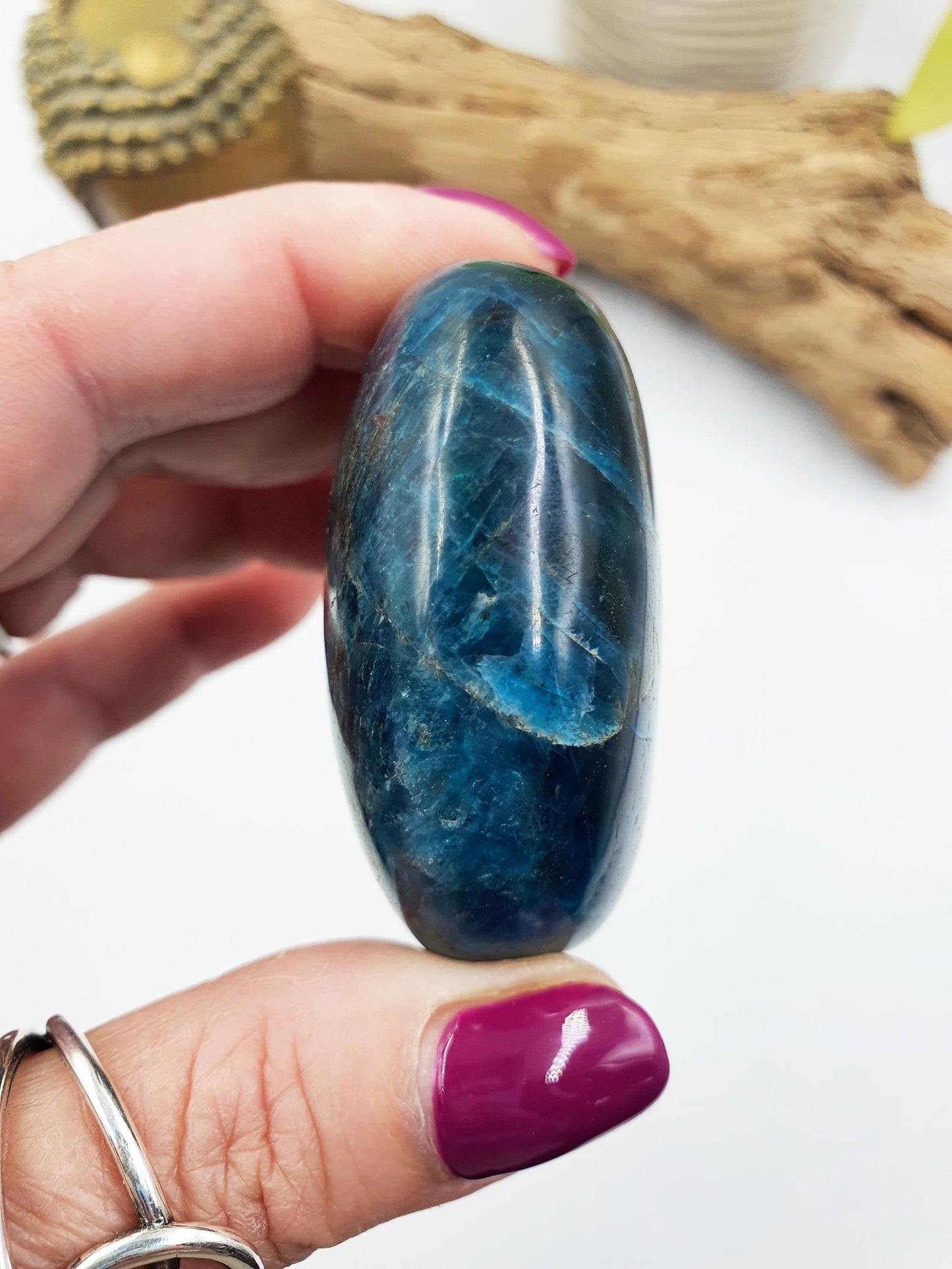 Large Blue Apatite Palm Stone / Blue Apatite Palmstone / Meditation Palm / Reiki Crystal Palm - 135g