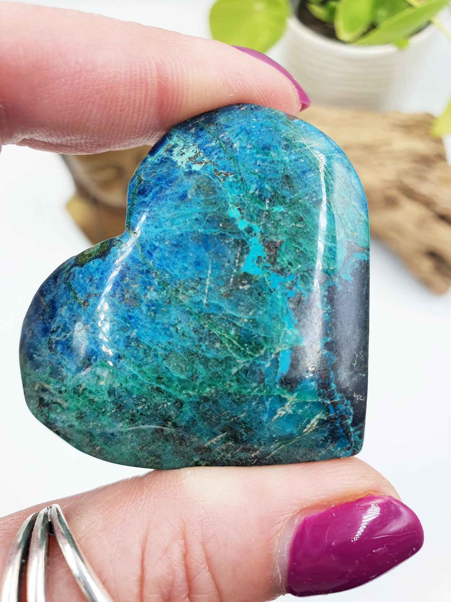 Beautiful Phoenix Turquoise Crystal Heart / Phoenix Stone Puff Heart / Collectors Heart - 50g