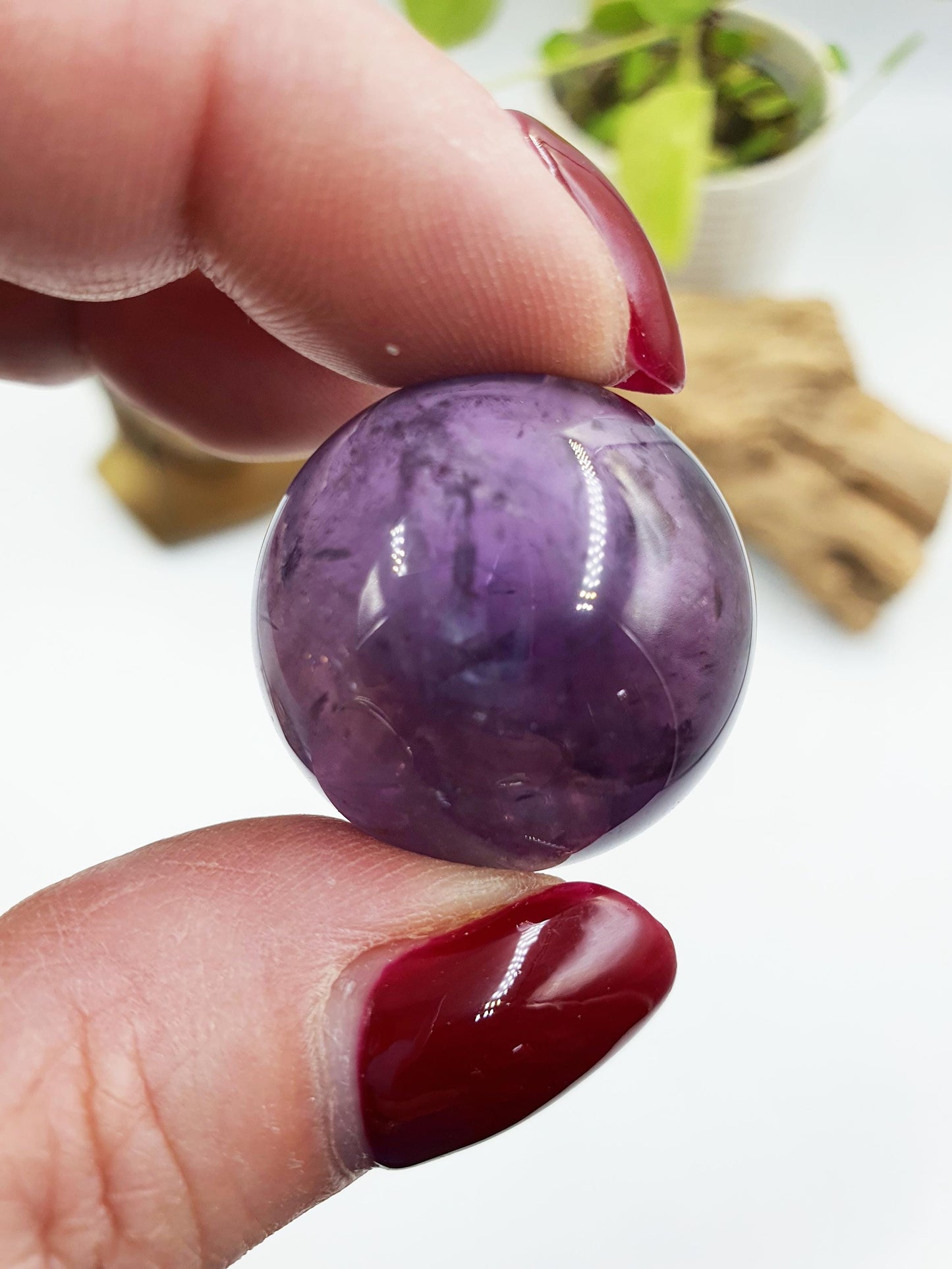 Beautiful Little Sparkly Amethyst Sphere / Amethyst Orb with rainbow / Amethyst Crystal Ball- 27mm