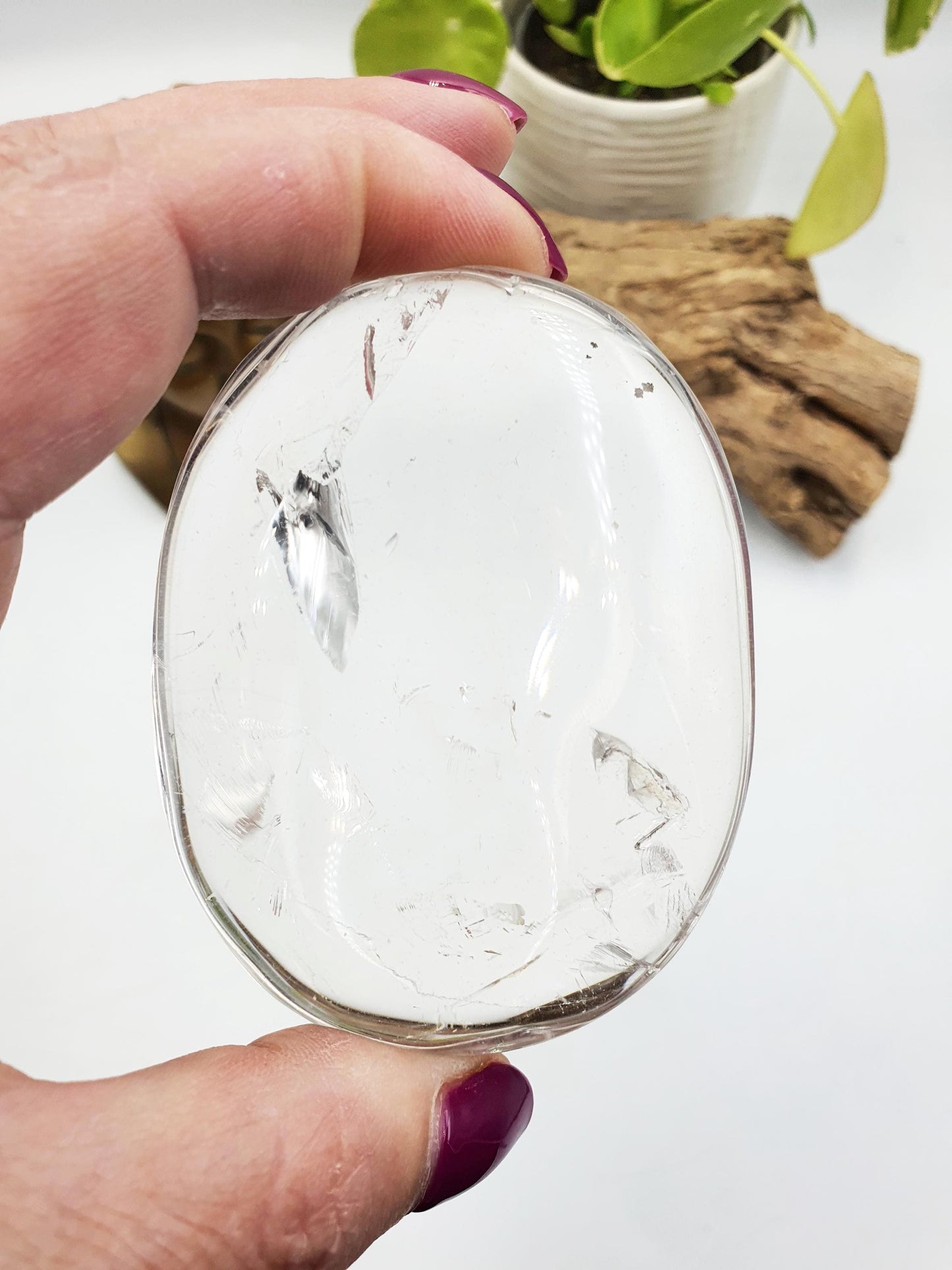 Beautiful Large Clear Quartz Palm with rainbows / Clear Quartz Palm Stone with shimmering inclusions/ Meditation Palm / Reiki Crystal - 150g