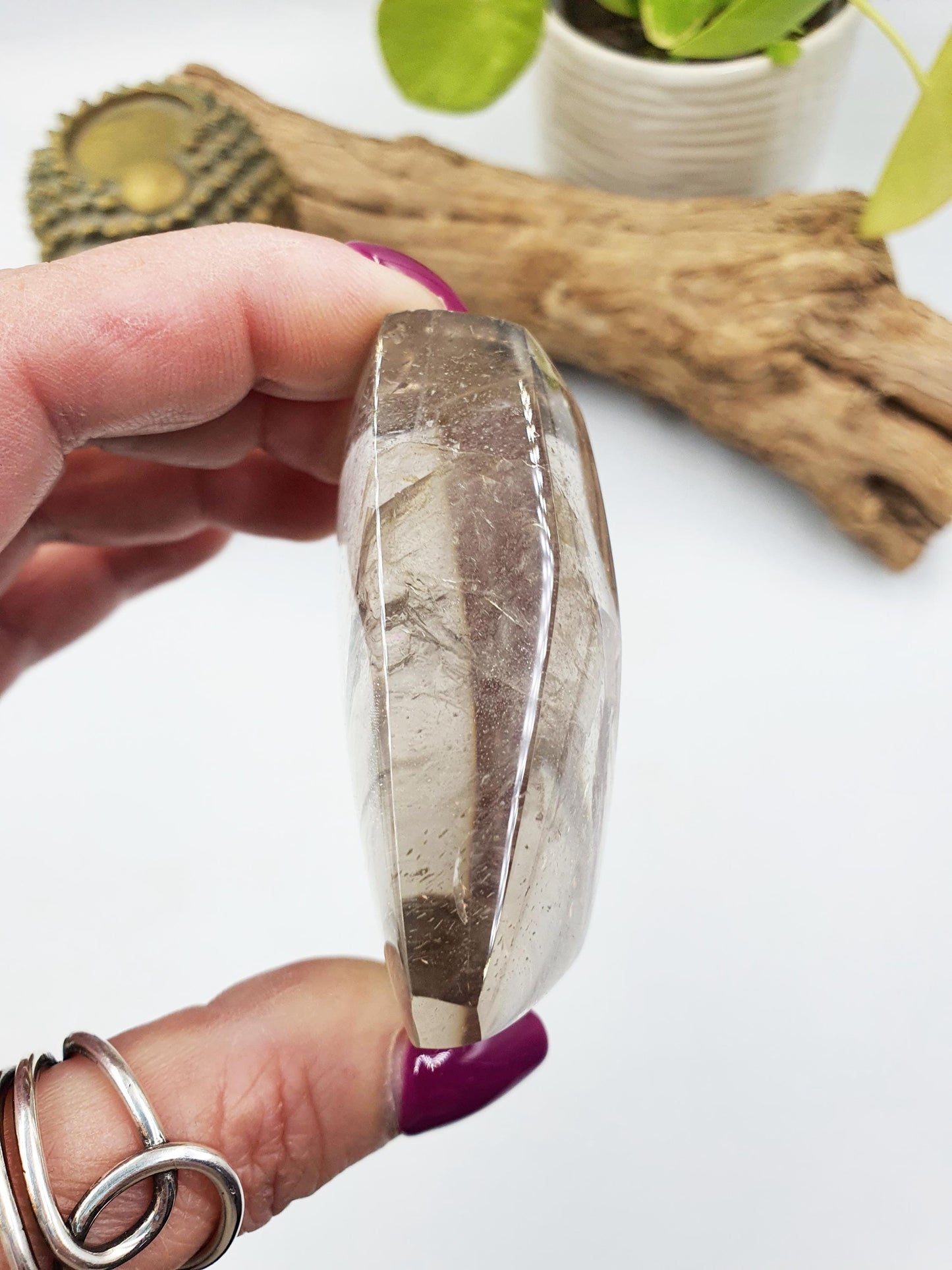 Clear Quartz Freeform with huge rainbow / Clear Quartz Chunk / Clear Quartz Piece - 135g
