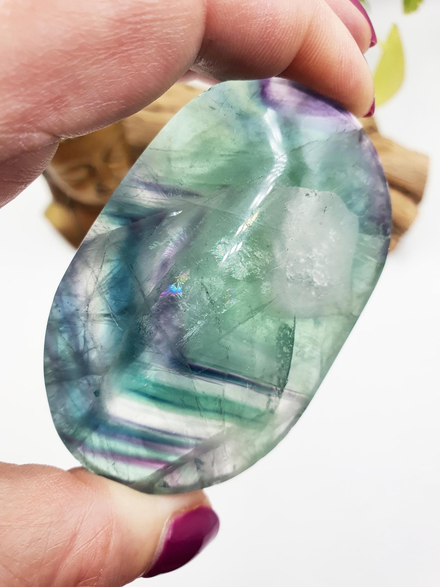 Large Flashy Fluorite Palm with rainbows / Fluorite Palm Stone / Purple and Green Fluorite Palm Stone / Meditation Palm - 135g