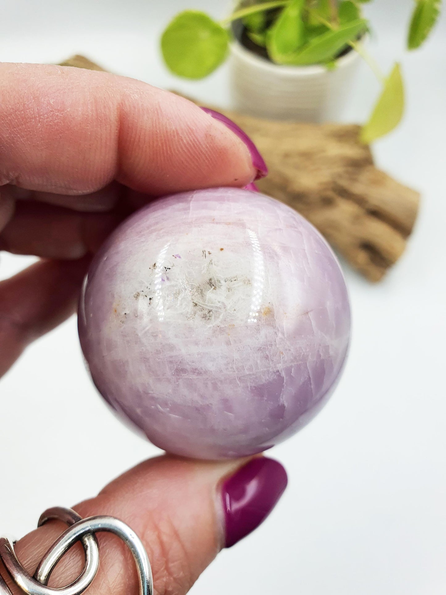 Beautiful Flashy High Grade Kunzite Sphere / Kunzite Crystal Ball / Kunzite Orb / Collectors Crystal - 45mm