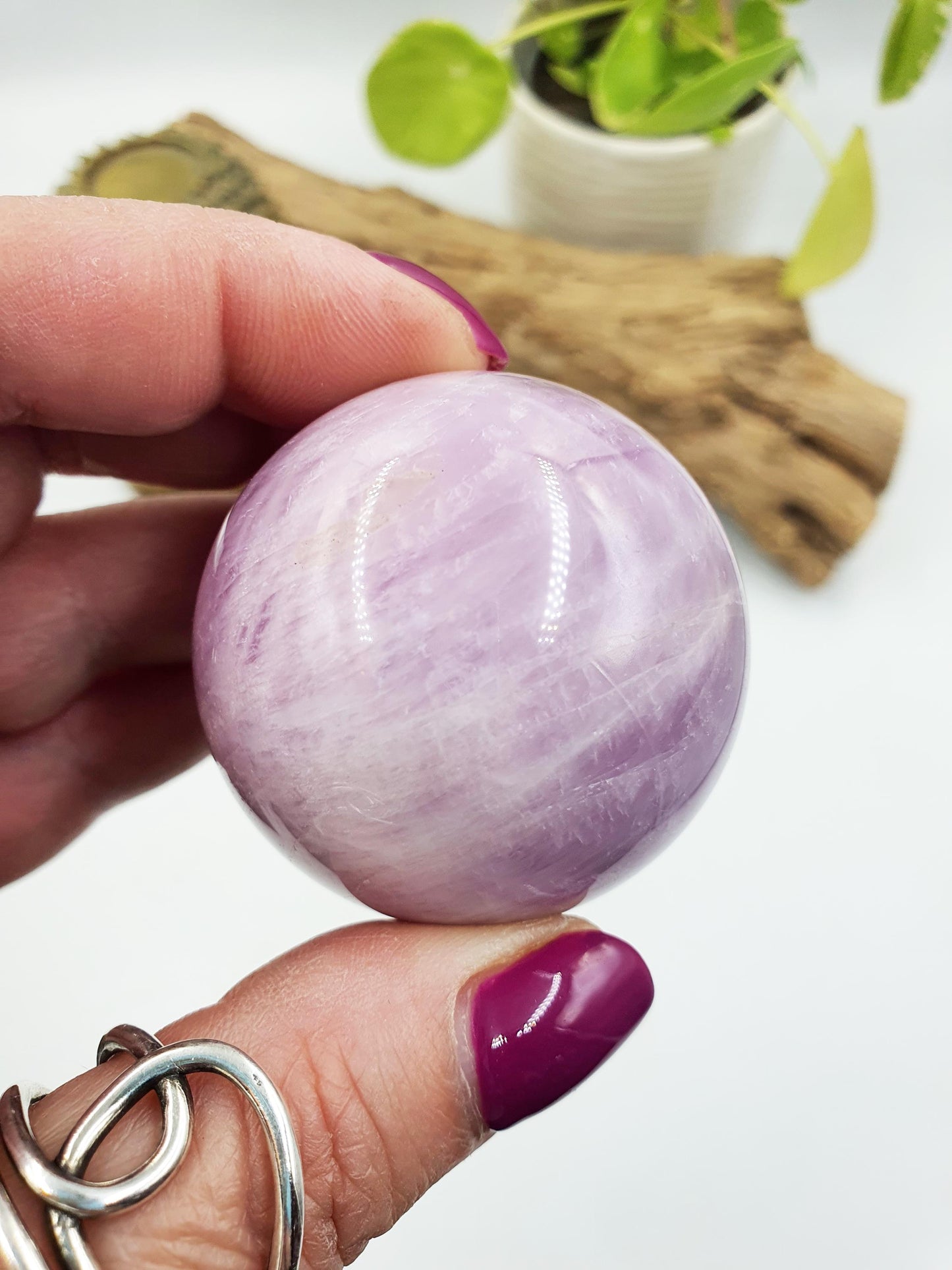 Beautiful Flashy High Grade Kunzite Sphere / Kunzite Crystal Ball / Kunzite Orb / Collectors Crystal - 45mm