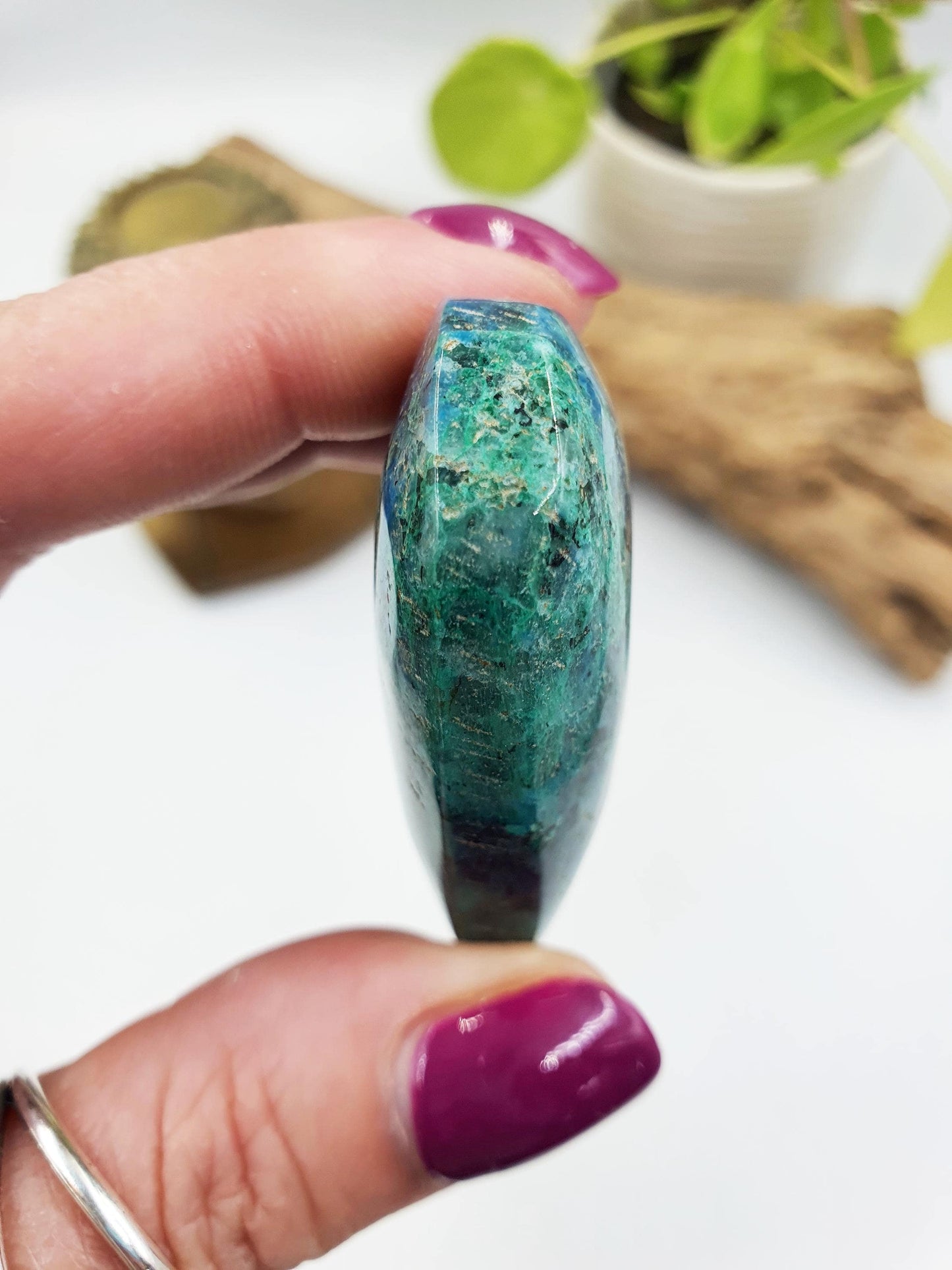 Beautiful Phoenix Turquoise Crystal Heart / Phoenix Stone Puff Heart / Collectors Heart - 50g