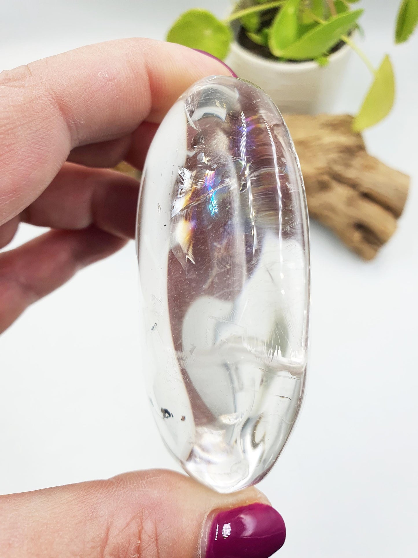 Beautiful Large Clear Quartz Palm with rainbows / Clear Quartz Palm Stone with shimmering inclusions/ Meditation Palm / Reiki Crystal - 150g